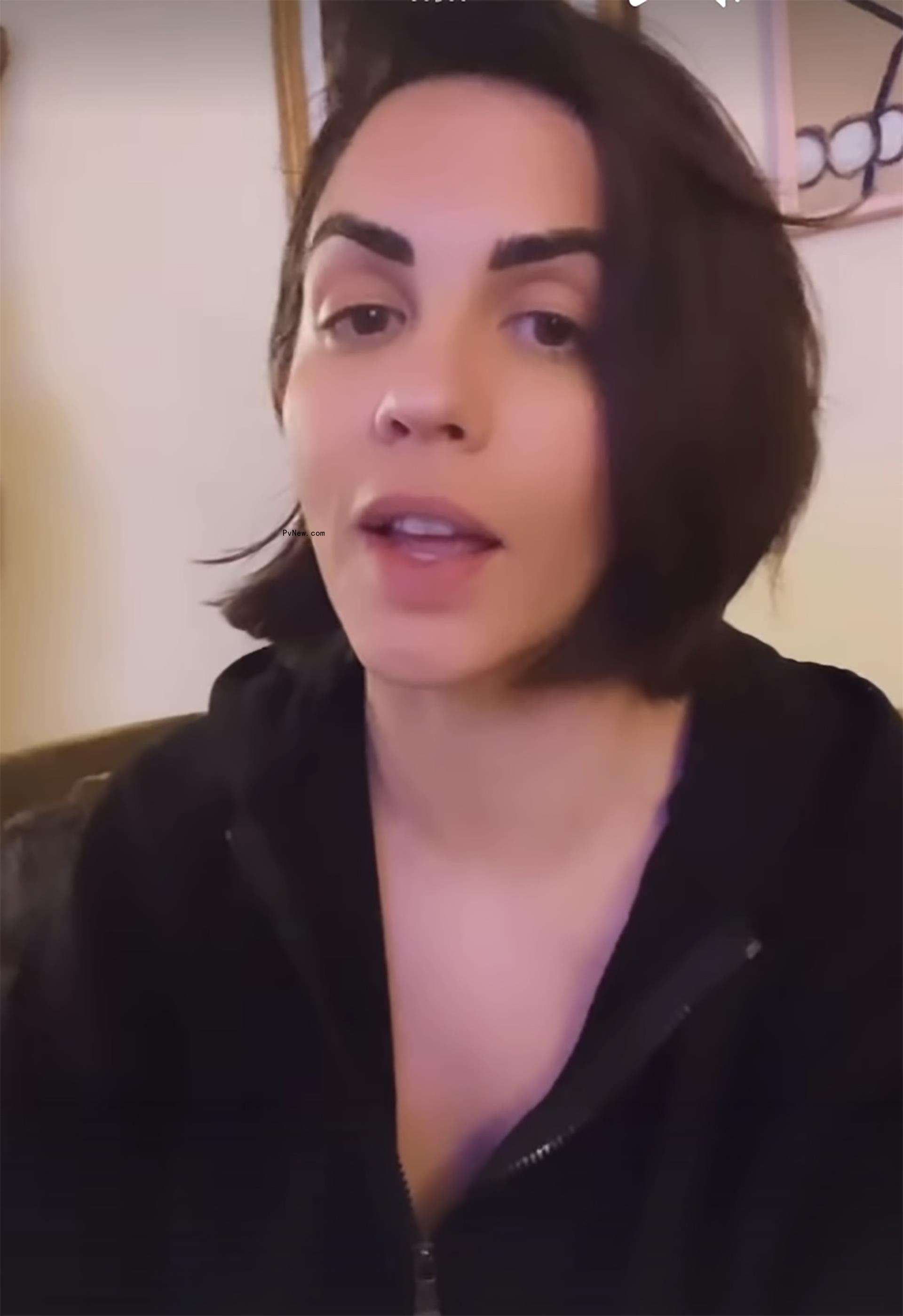 Katie Malo<i></i>ney on Instagram Live