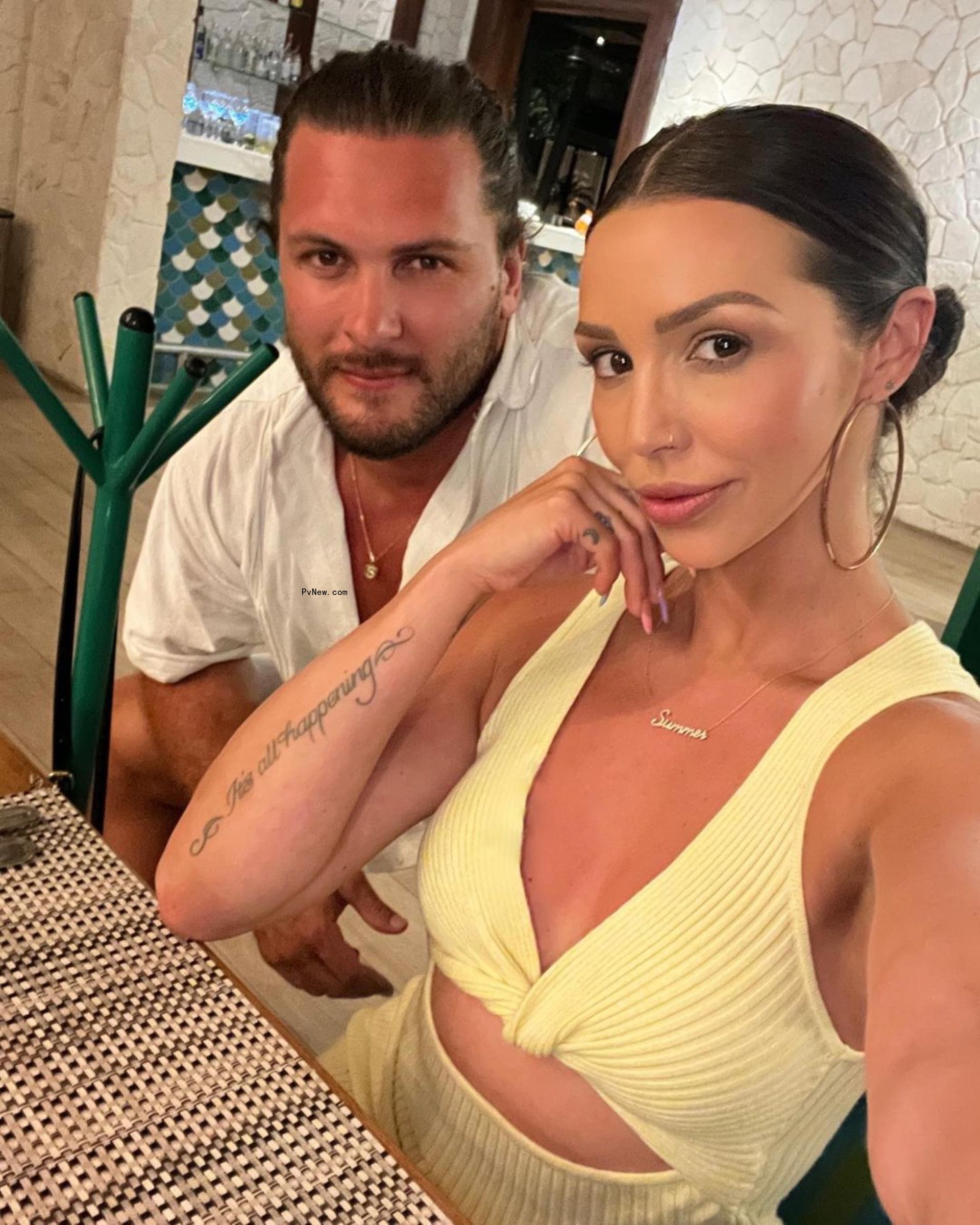 A selfie of Scheana Shay and Brock Davies.