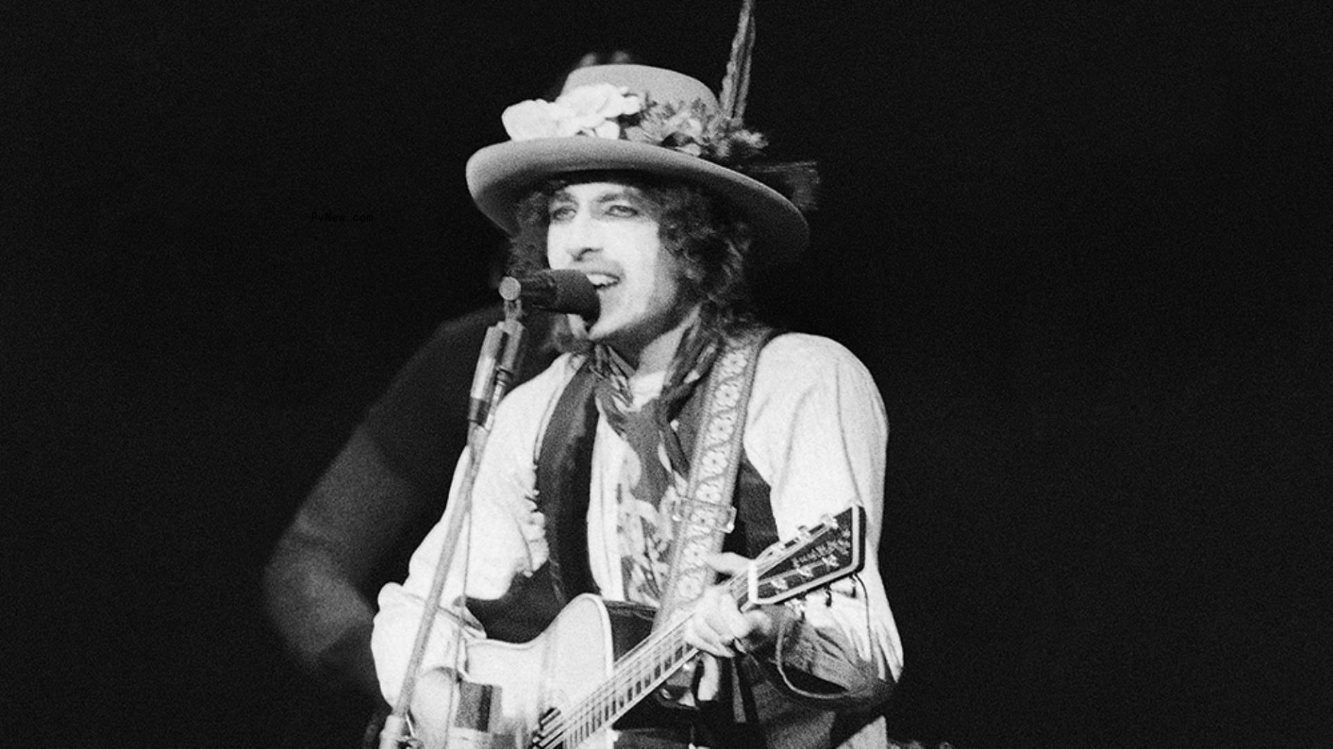 Bob Dylan, UMG Sued by Estate of ‘Desire’ Co-Writer Jacques Levy Over Publishing Sale
