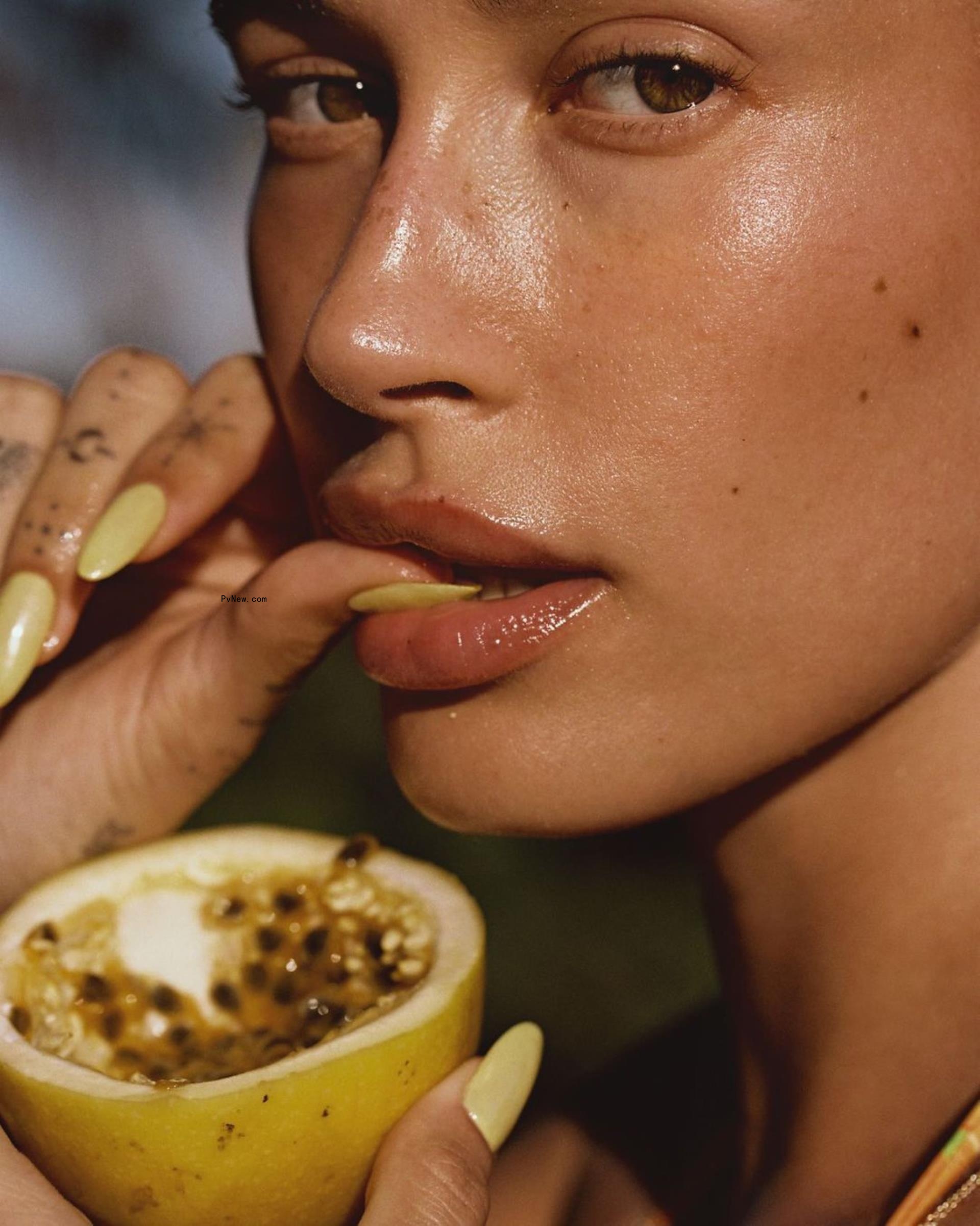 hailey bieber passion fruit