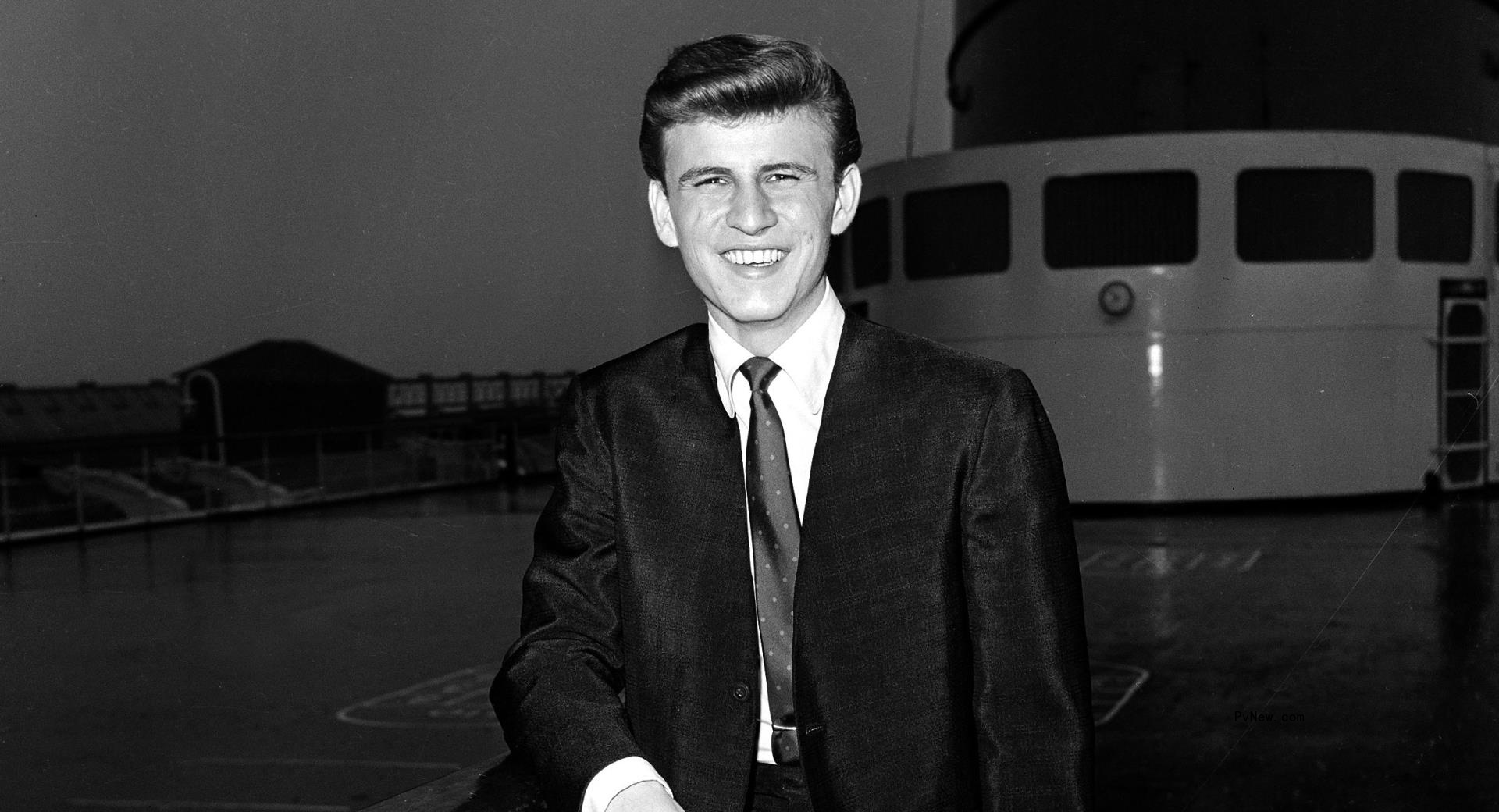 Bobby Rydell, 1960s Pop Idol and Star of ‘Bye Bye Birdie,’ Dies at 79