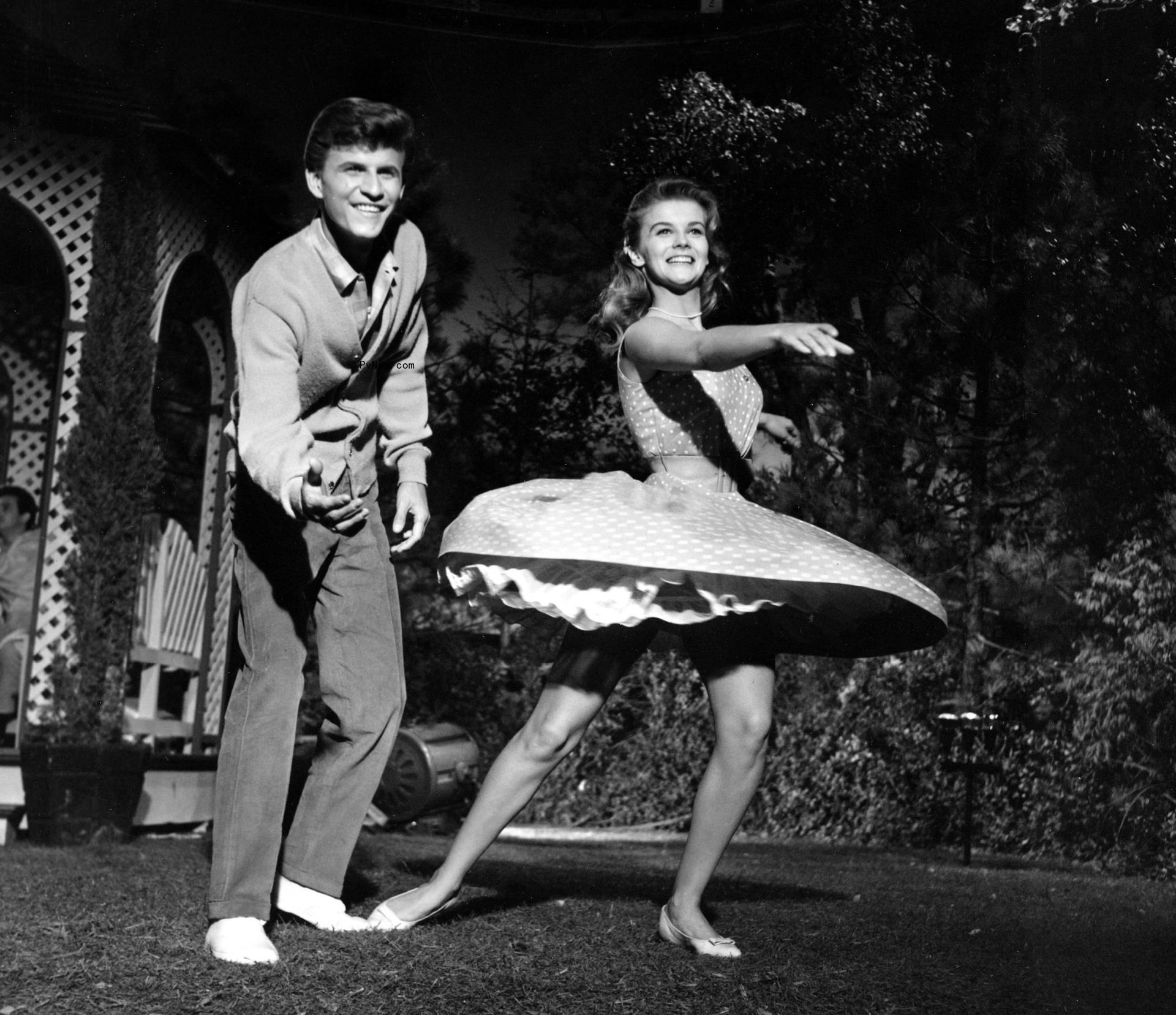 Bobby Rydell, 1960s Pop Idol and Star of ‘Bye Bye Birdie,’ Dies at 79