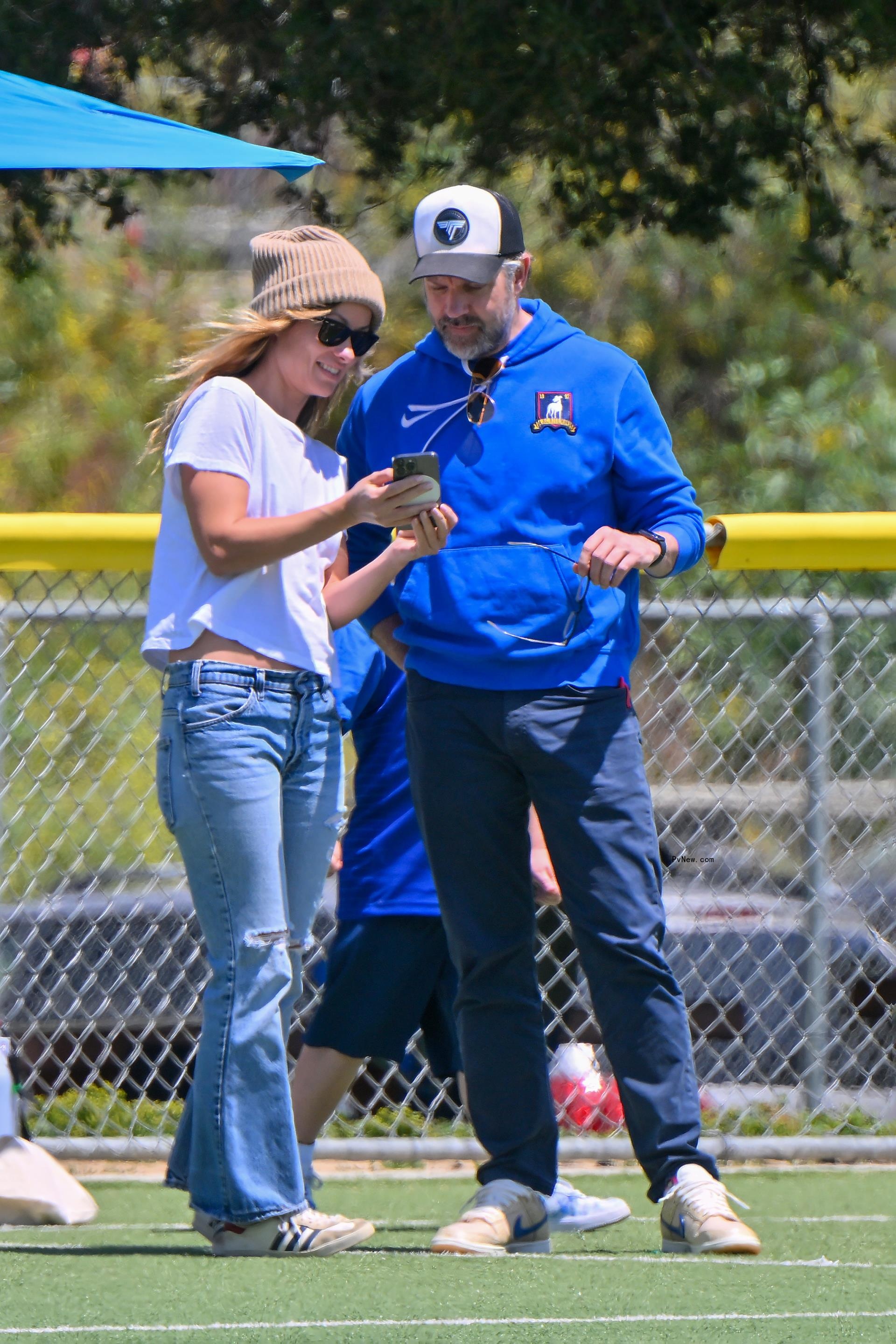 Jason Sudeikis and Olivia Wilde at their son's soccer game. 