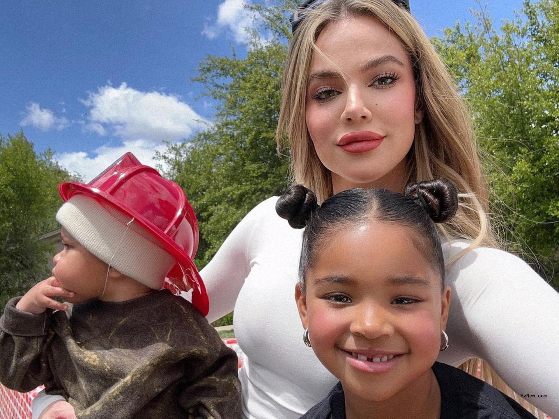 Khloé Kardashian, son Tatum and daughter True