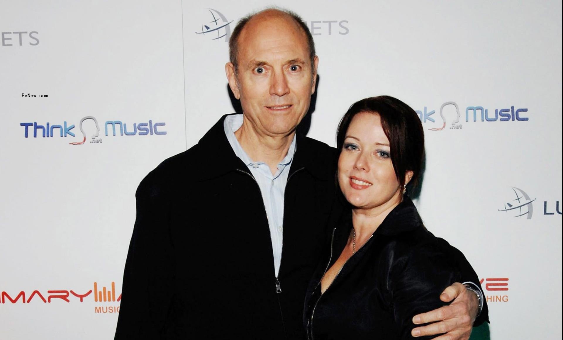 Sandy Roberton, 1970s British Record Producer Who Switched Careers to Manage Producers, Dies