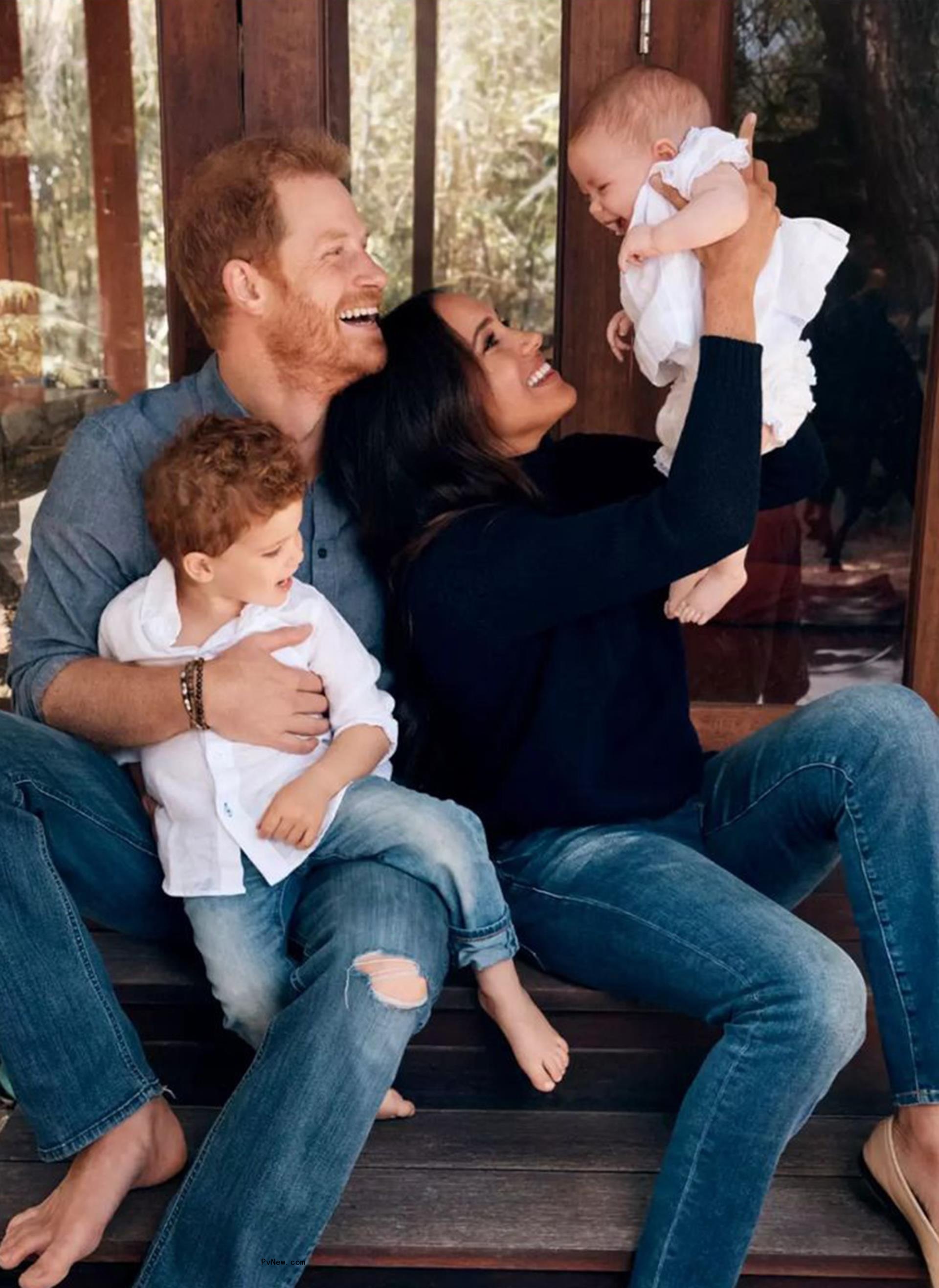 Prince Harry and Meghan Markle with their two kids