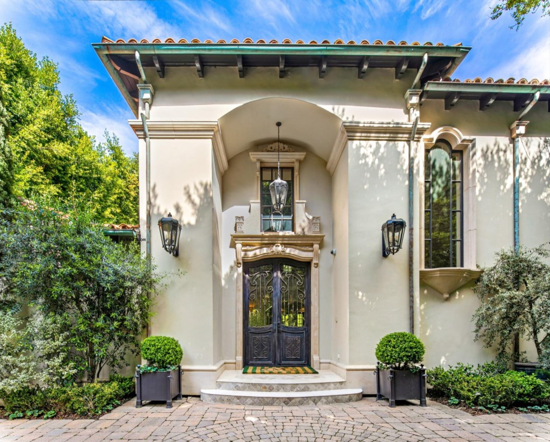 Sofia Vergara and Joe Manganiello's Beverly Hills home.