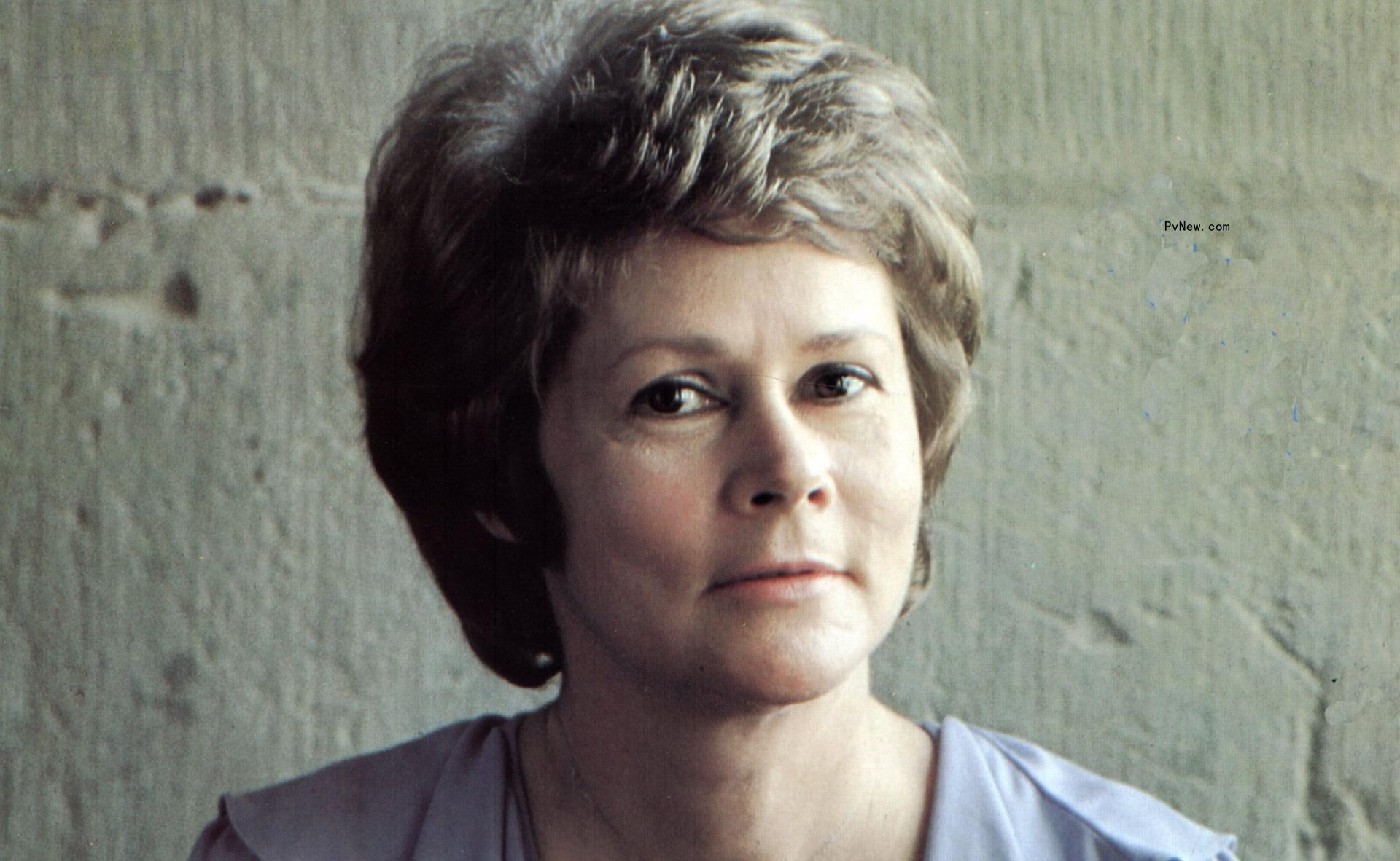 Anita Kerr, Leader of Famed Backup Chorale the Anita Kerr Singers, Dies at 94