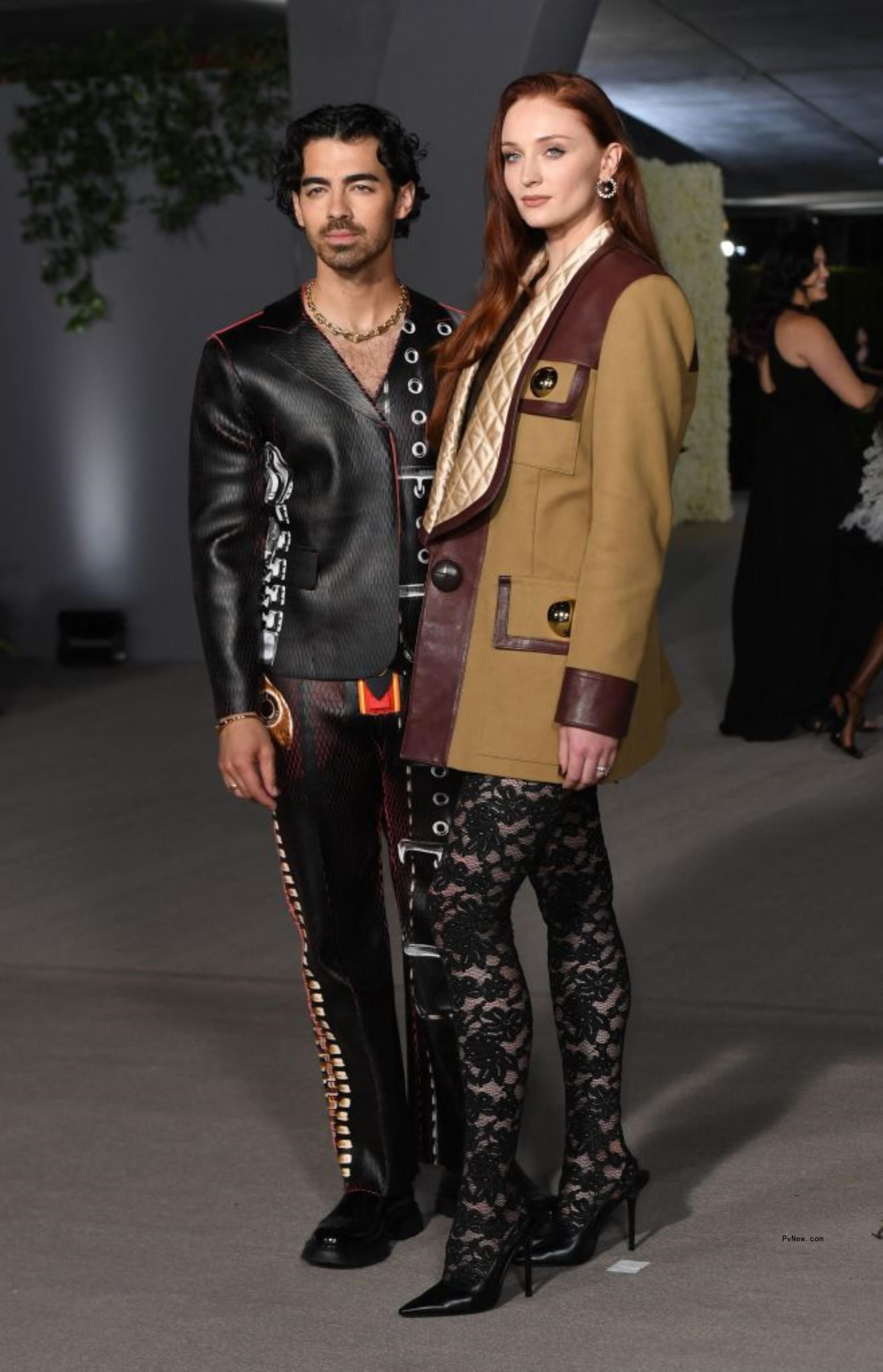 Joe Jo<i></i>nas and Sophie Turner