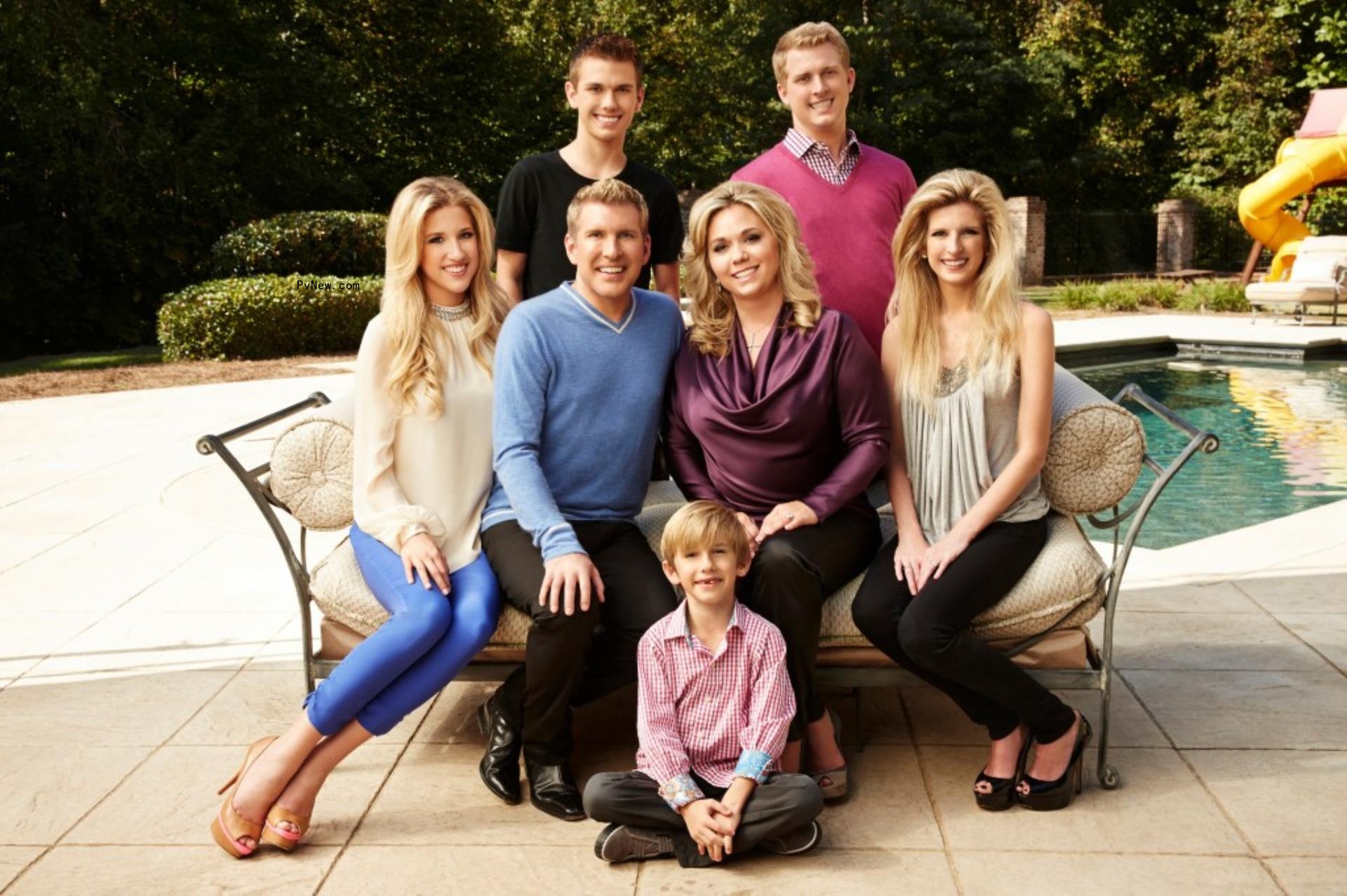 Chase Chrisley, Kyle Chrisley, Savannah Chrisley, Todd Chrisley, Julie Chrisley, Lindsie Chrisley and Grayson Chrisley