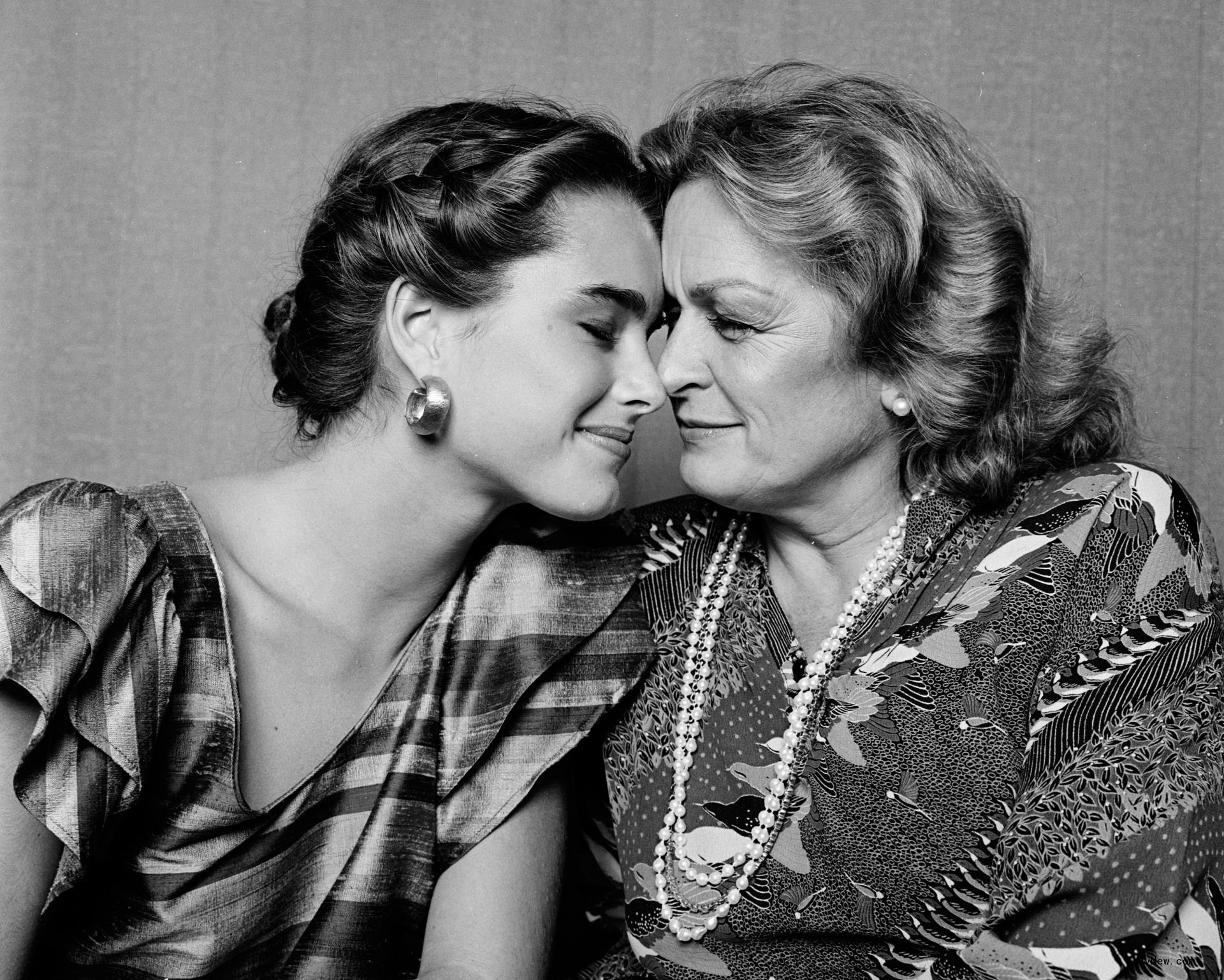 Brooke Shields and her mother and manager Teri Shields touching foreheads in 1981
