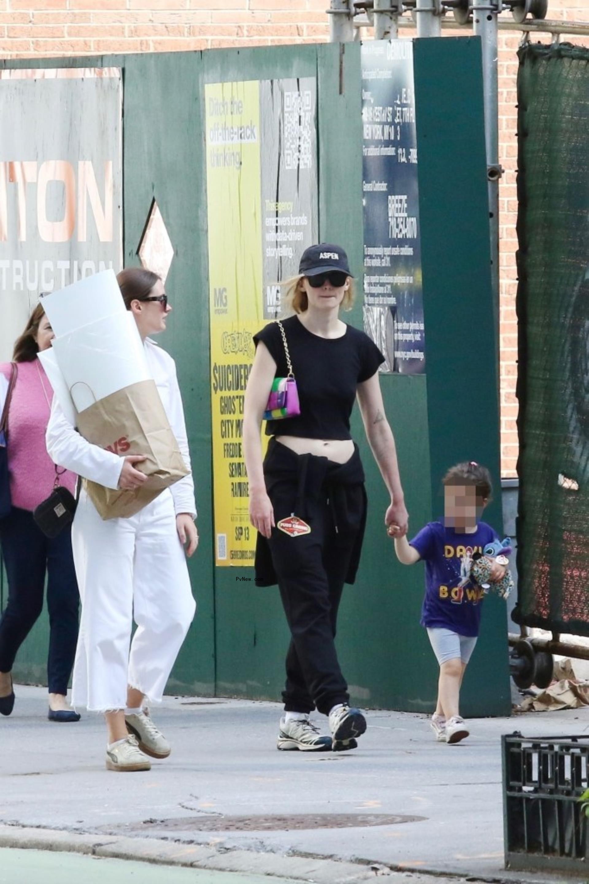 Sophie Turner running errands with daughter Willa.