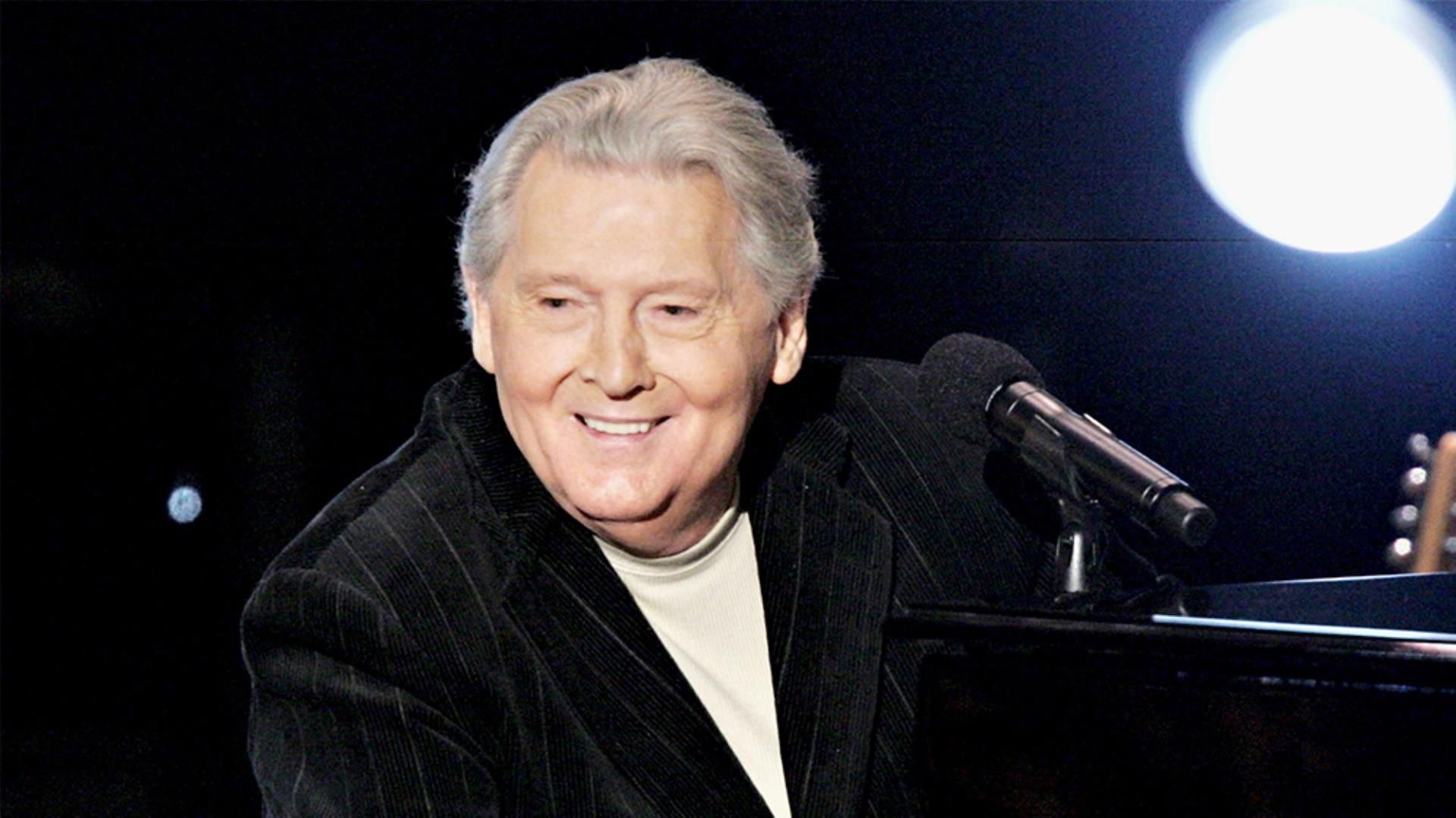 Jerry Lee Lewis, Rock Pio<i></i>neer and ‘Great Balls of Fire’ Singer, Dies at 87