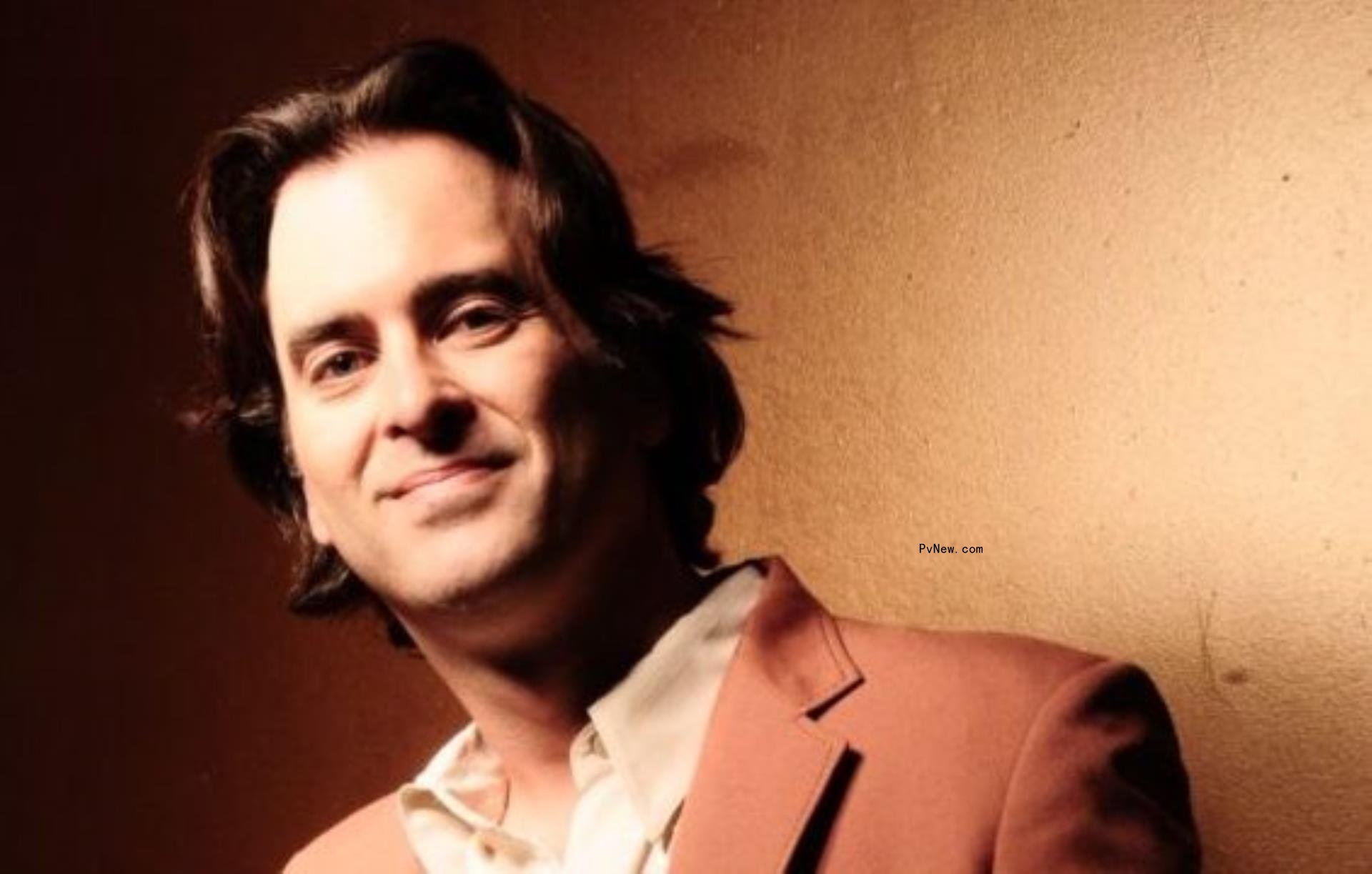 Peter Cooper, Celebrated Nashville Music Journalist, Singer and Country Hall of Fame Exec, Dies at 52