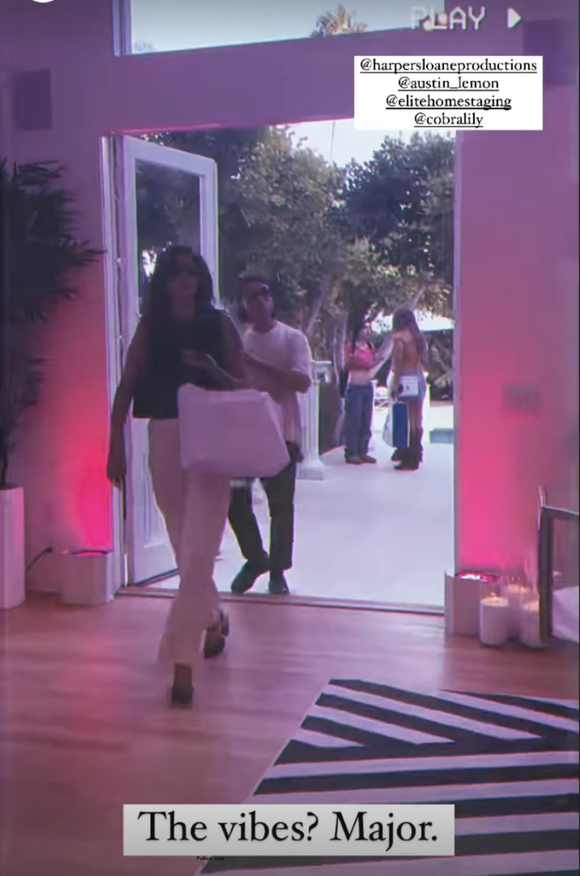 Poosh Instagram photo