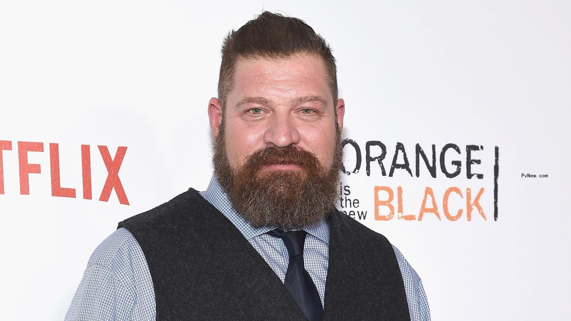 Brad William Henke, Actor in ‘Orange Is the New Black’ and ‘Justified’ and Former Football Pro, Dies at 56