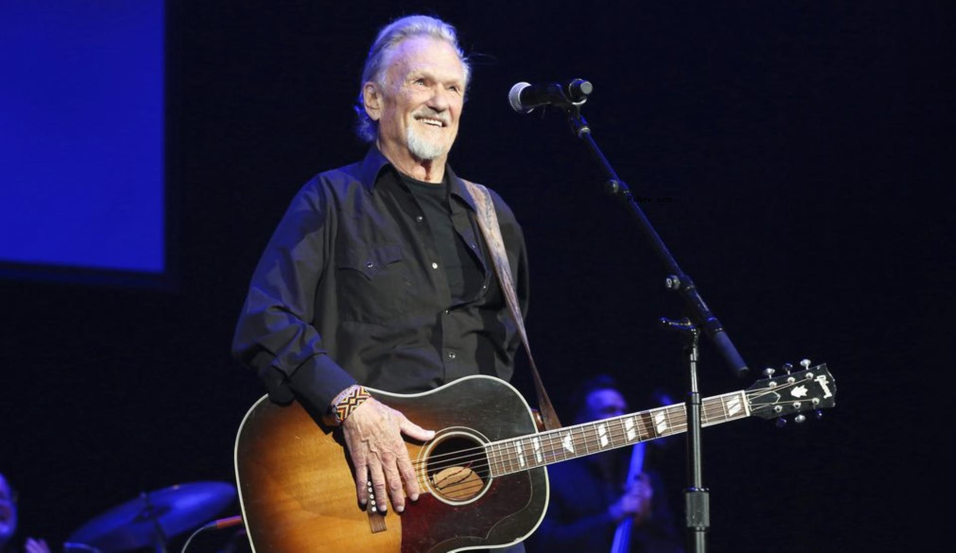 Kris Kristofferson Camp Co<i></i>nfirms He Has Retired: ‘It Just Felt Very Organic’