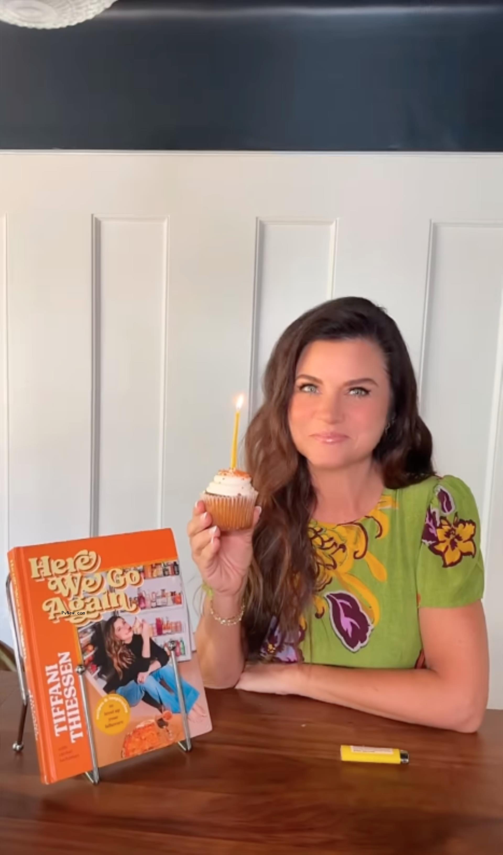 Tiffani Thiessen and her new cookbook.