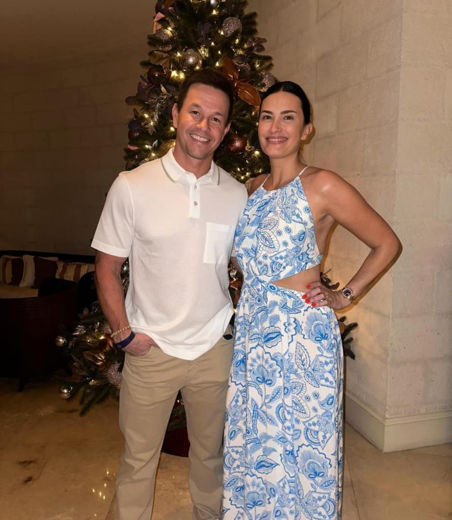 Mark Wahlberg and Rhea Durham.