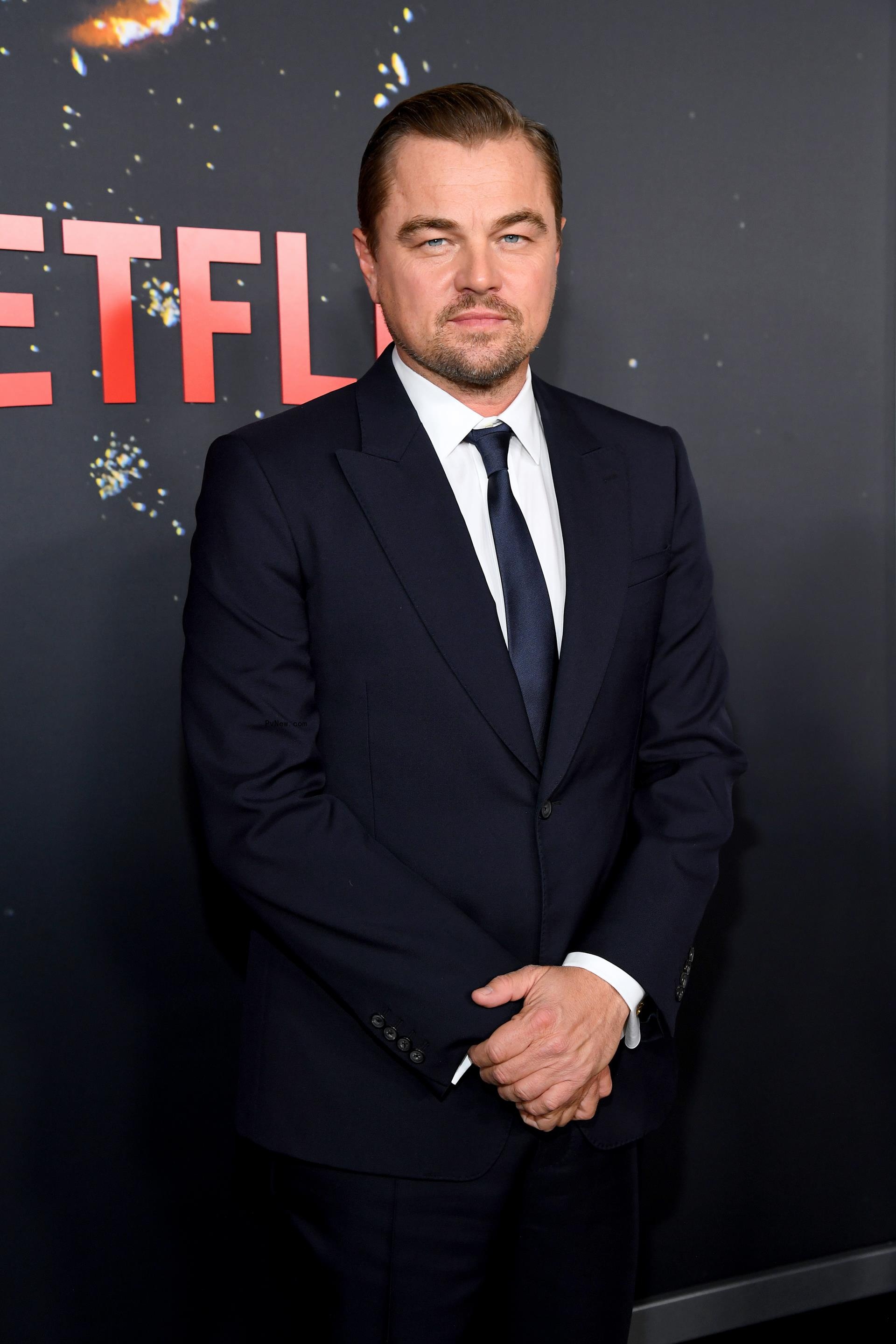 Leo<i></i>nardo DiCaprio in a suit.