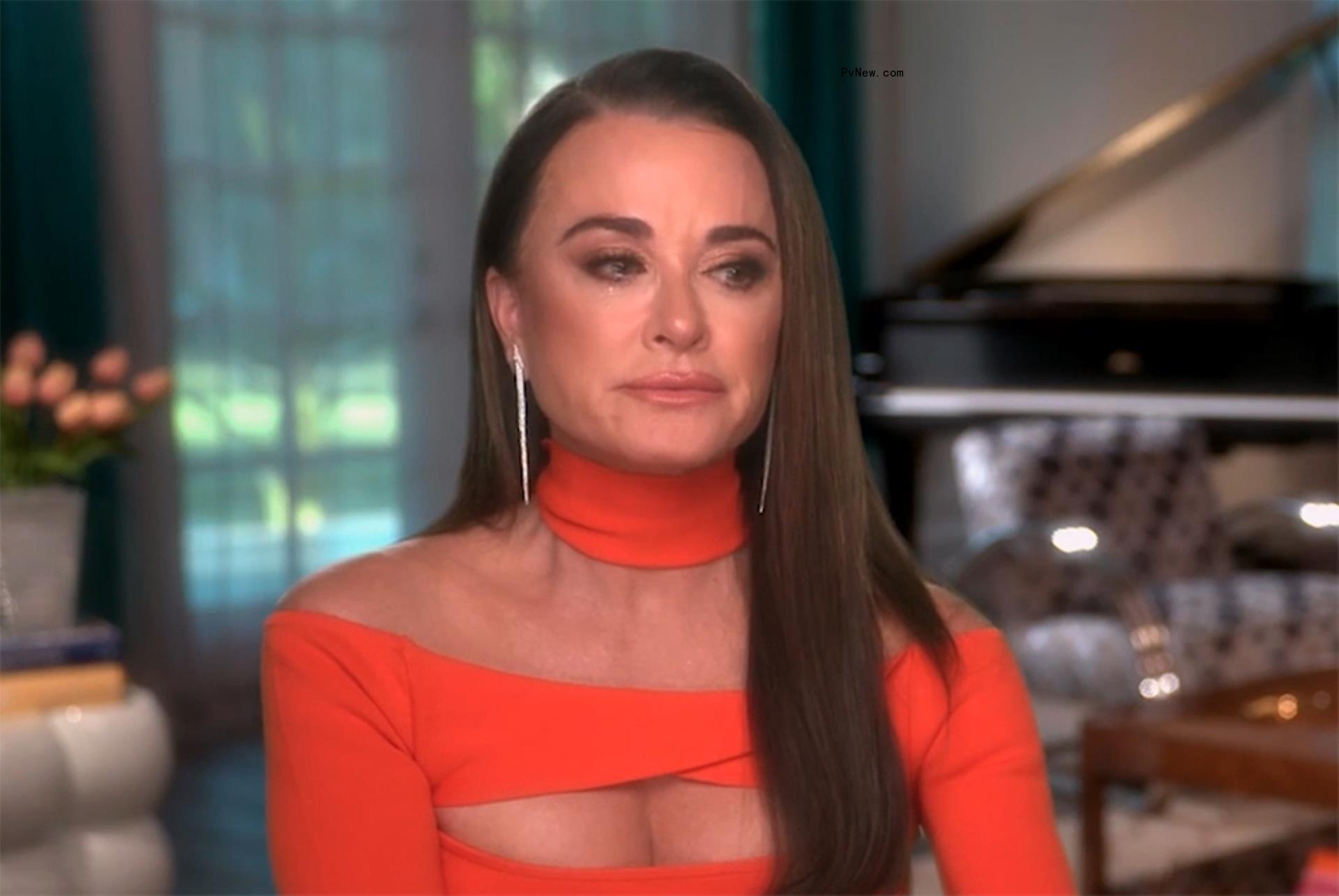Kyle Richards talking on