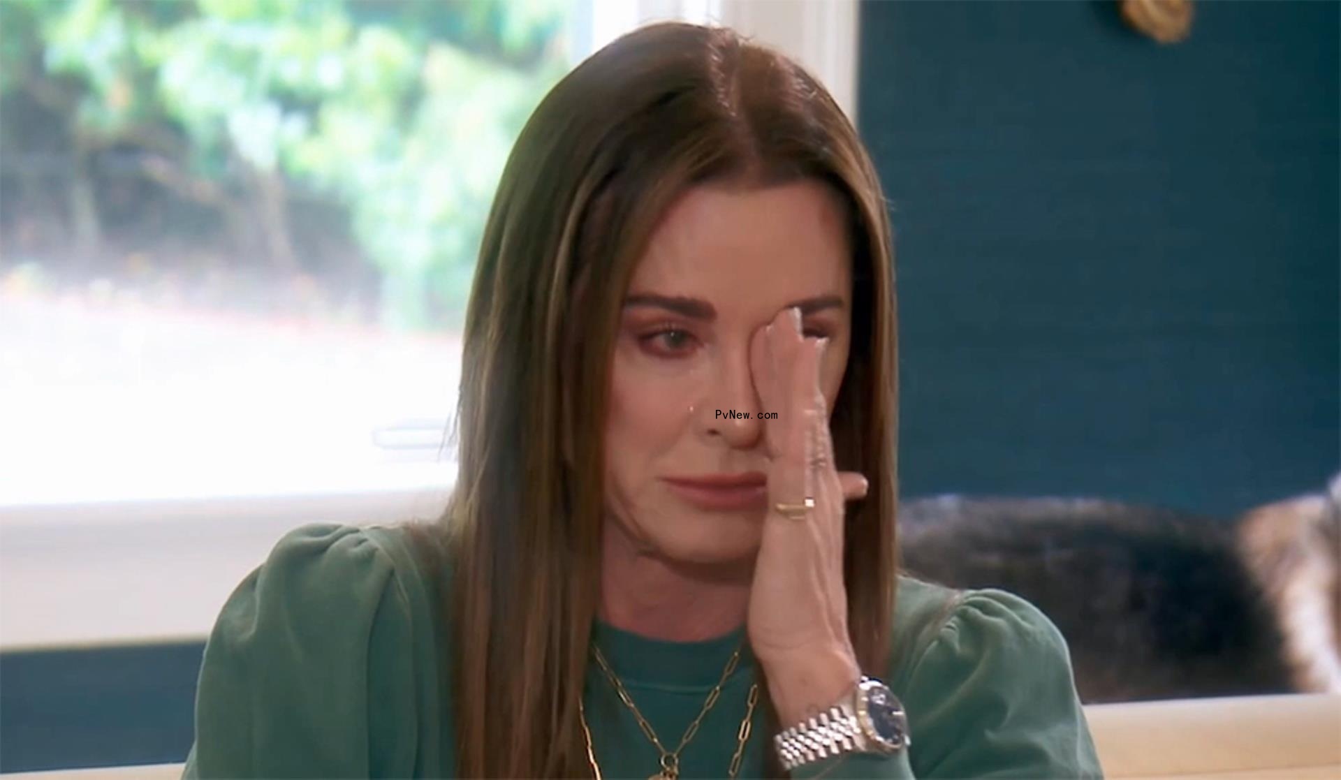 Kyle Richards crying on