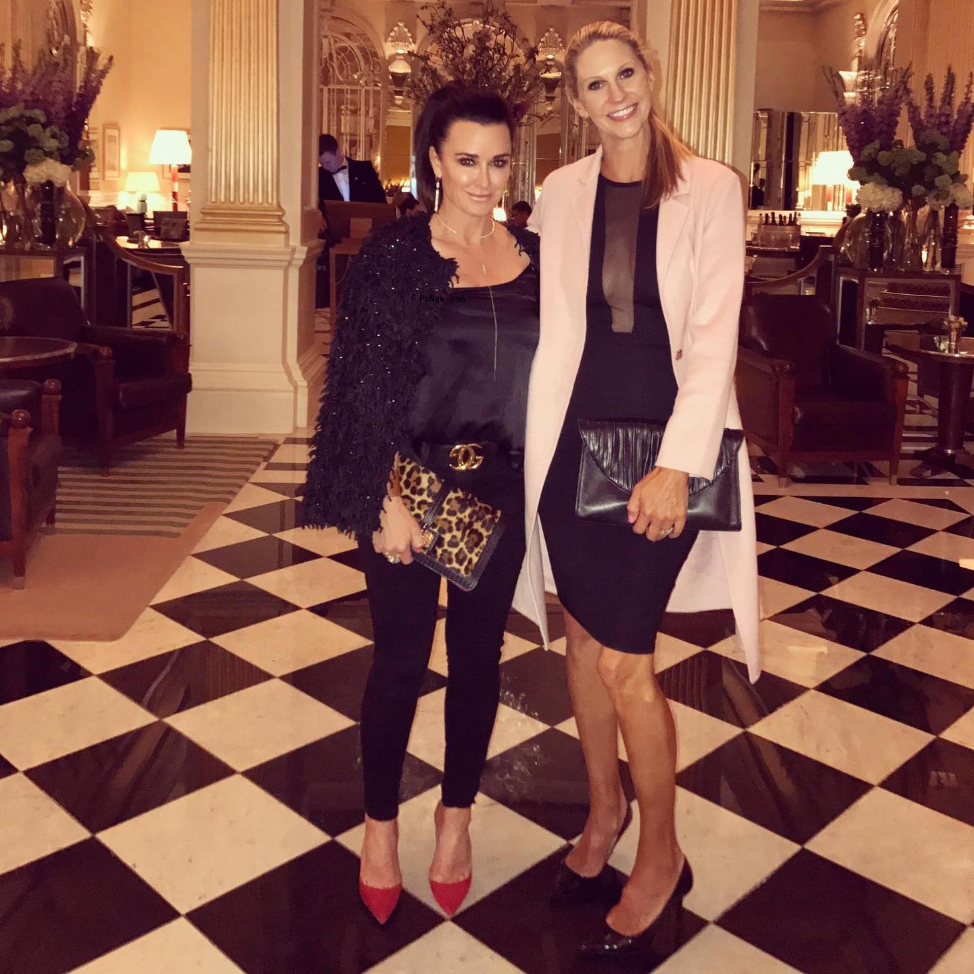 Kyle Richards and Lorene Shea posing