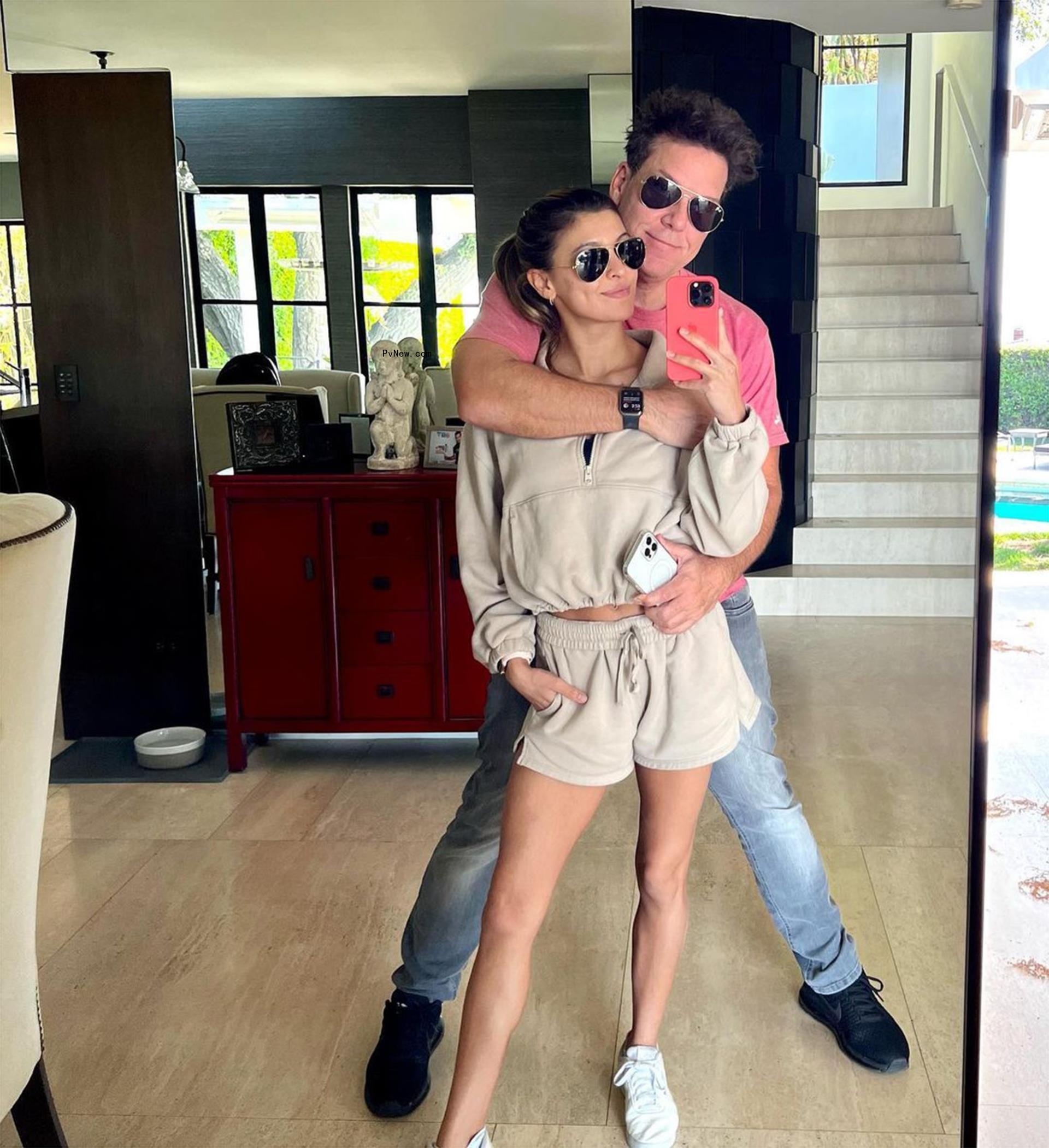 Dane Cook and Kelsi Taylor