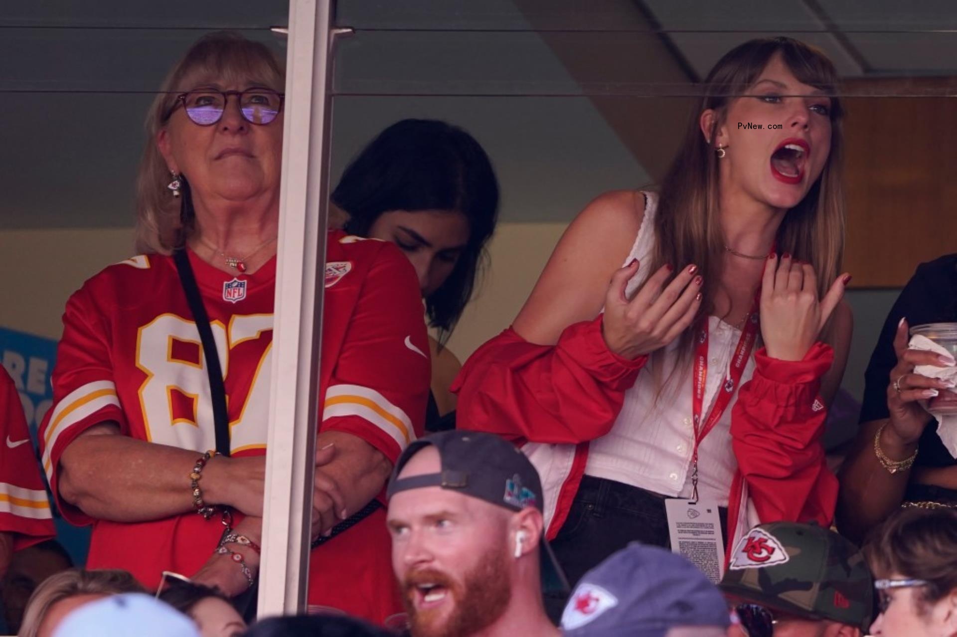 Taylor Swift at the Kansas City Chiefs game