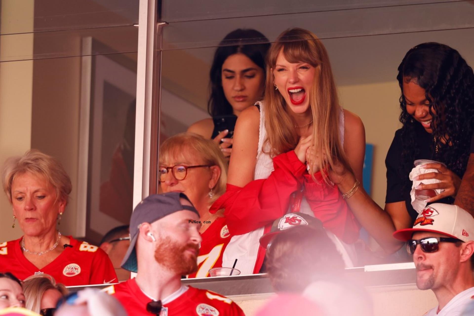 Taylor Swift at Kansas City Chiefs game