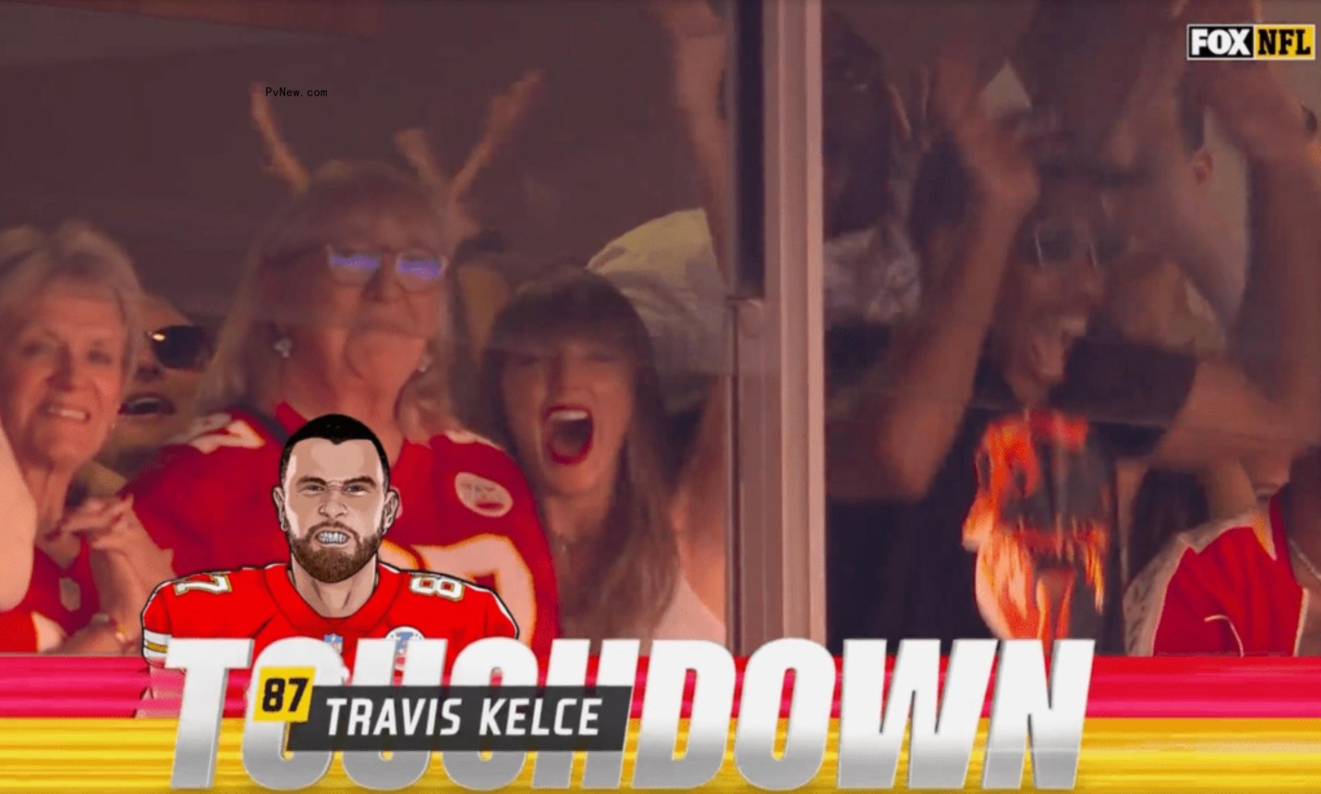 taylor swift cheering for travis kelce at chiefs game