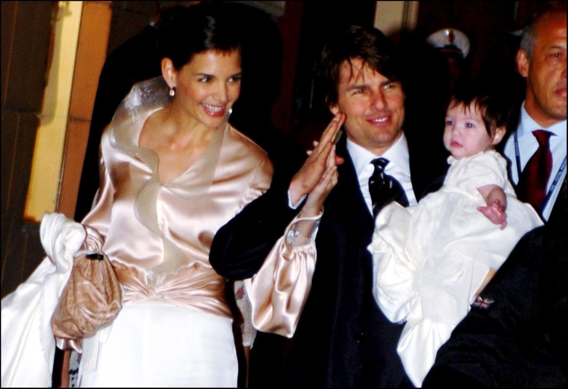 tom cruise, katie holmes and daughter suri