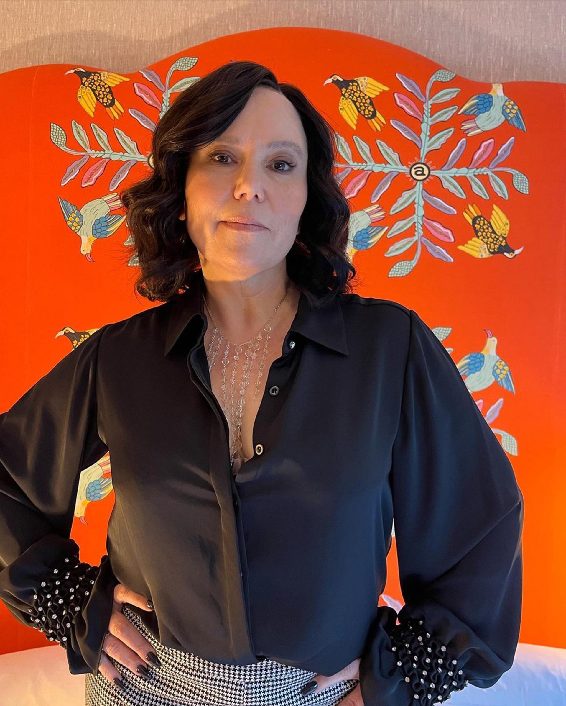 A selfie of Alex Borstein