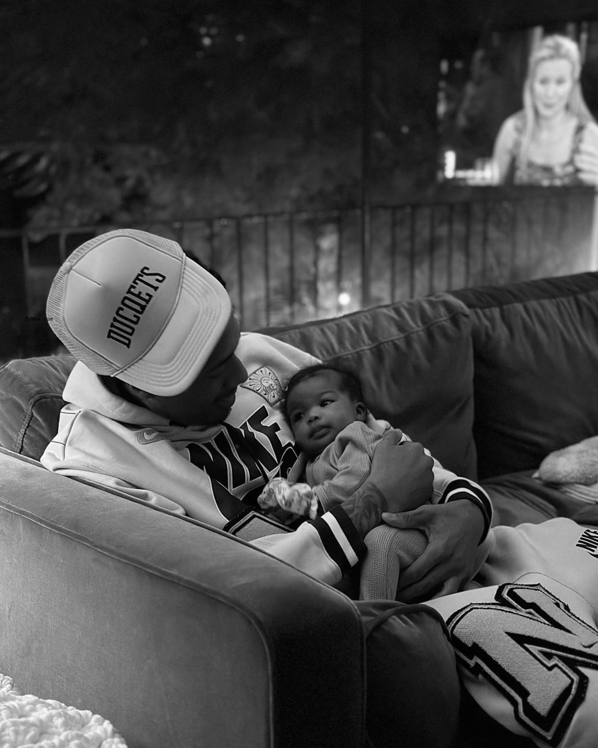 Nick Cannon cuddles daughter Onyx