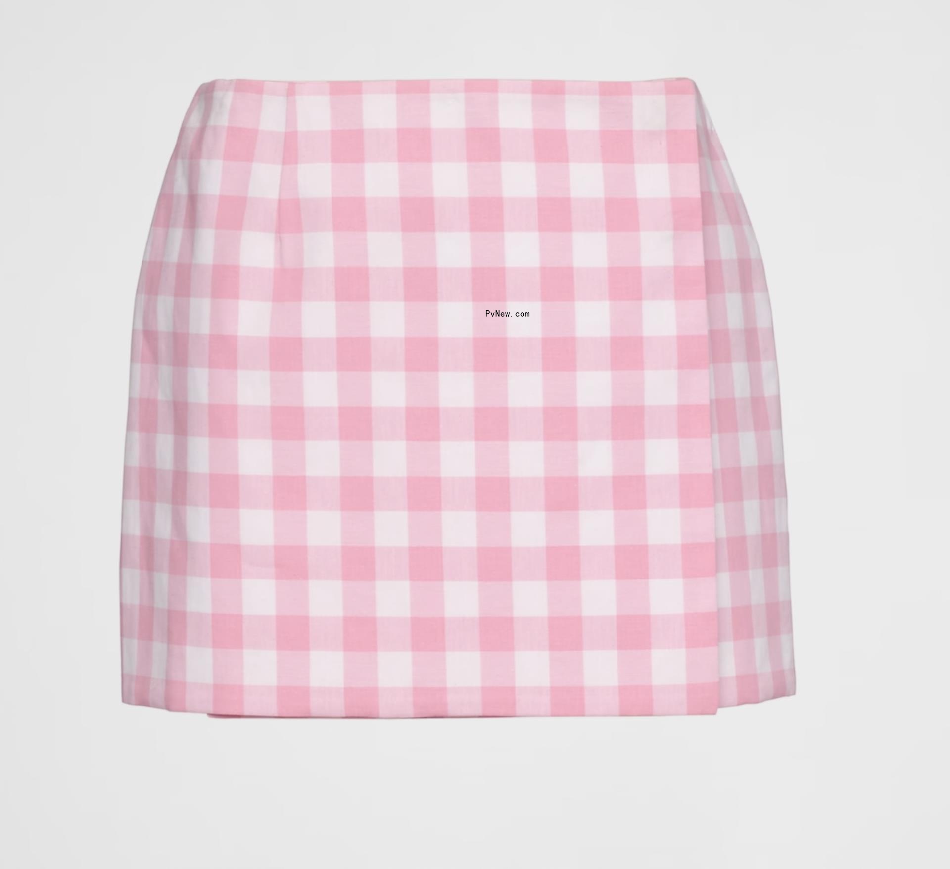 Ryan Gosling’s ‘Greta Gerwig’ Barbie Tee and Margot Robbie’s Pink Two Piece Embrace Barbiecore