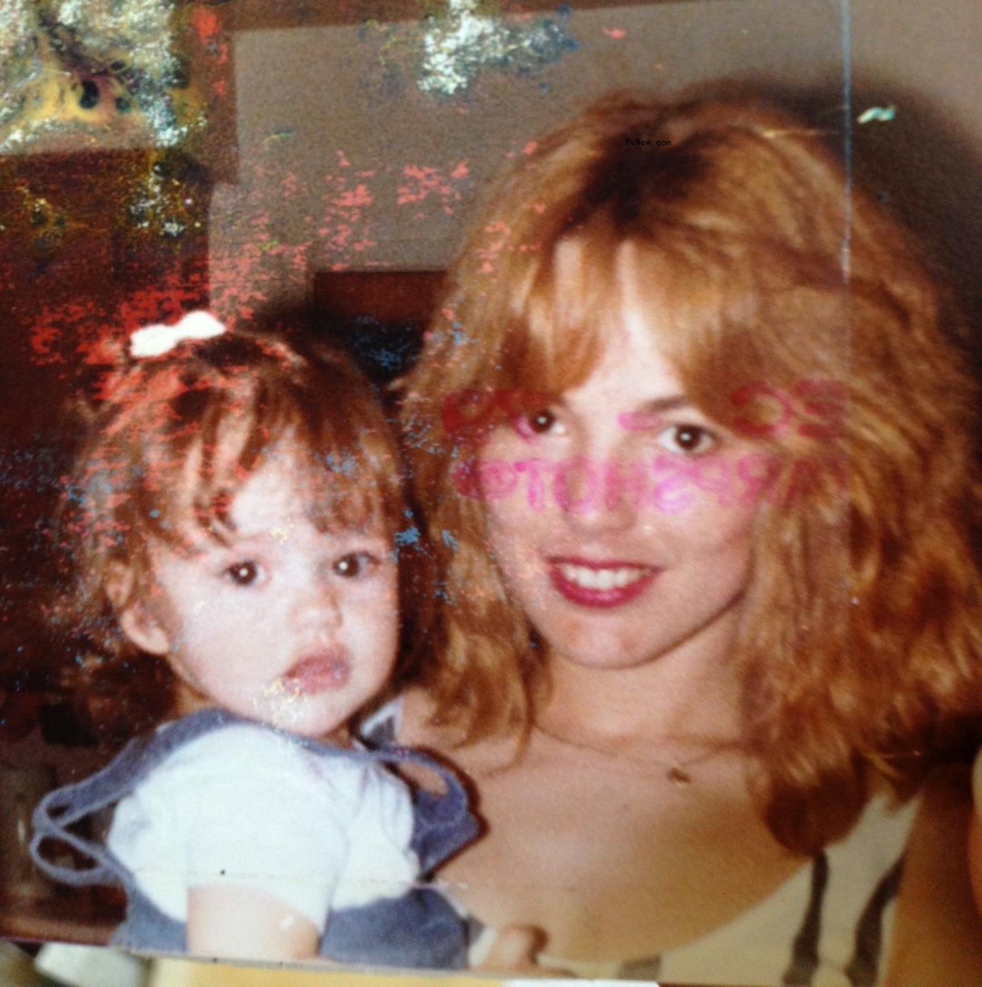 Minka Kelly and her mom, Maureen