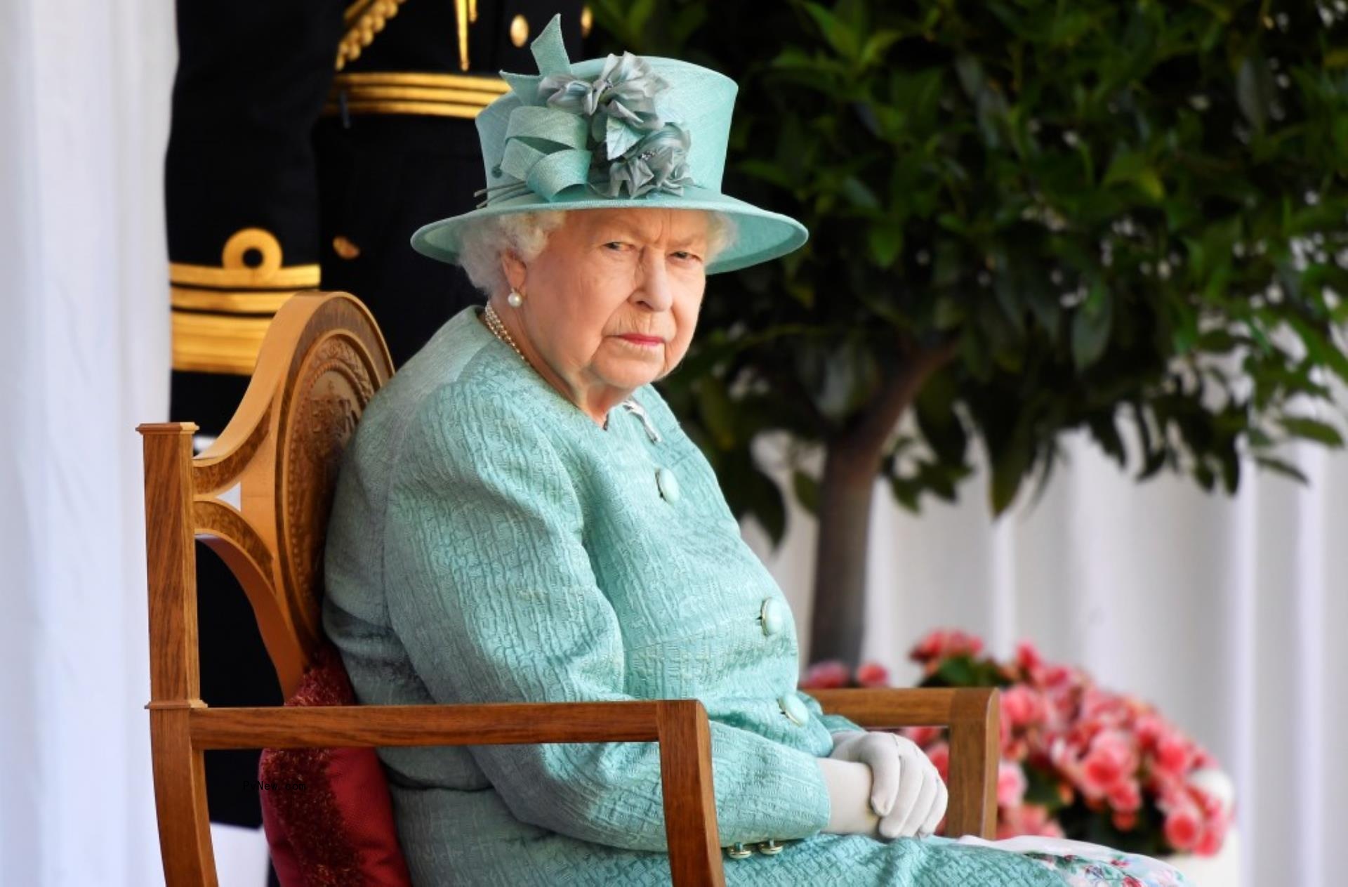 A photo of Queen Elizabethj