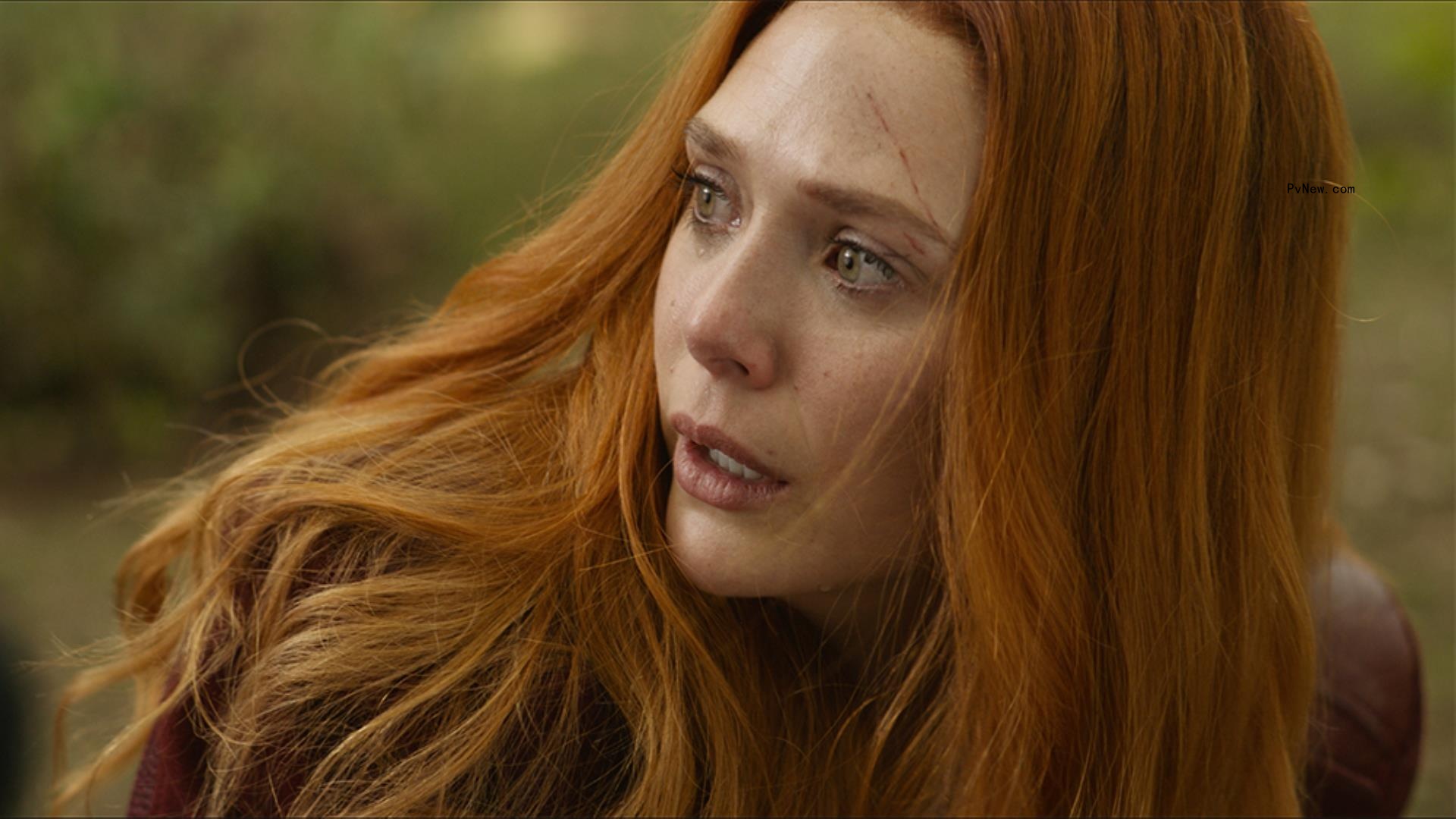 Elizabeth Olsen on Her ‘Embarrassing’ Marvel Scenes, Recovering From Panic Attacks and Whether She’s Still an ‘Aspiring Stoner’