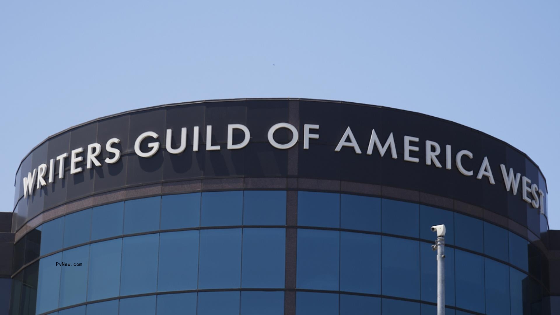 WGA Co<i></i>ntract Talks May Go Through the Weekend