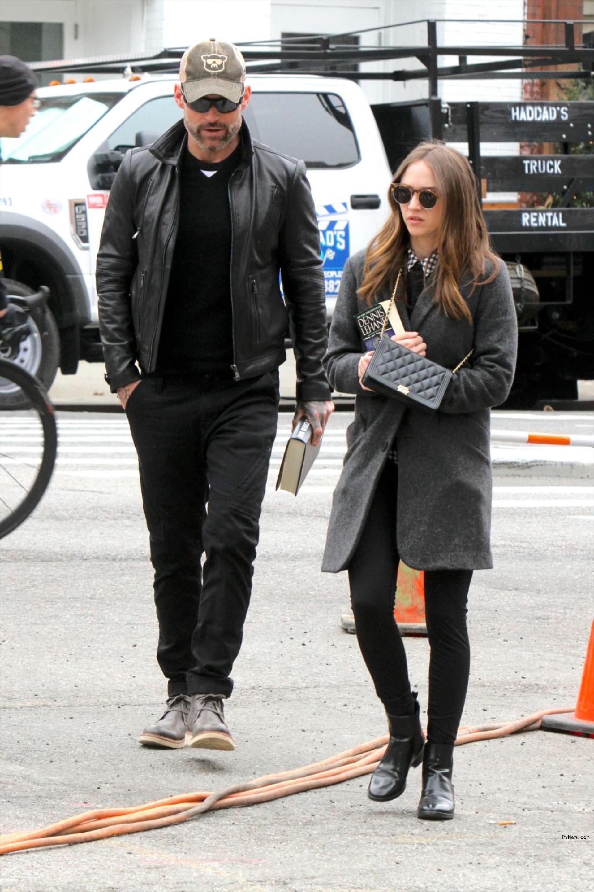 Seann William Scott and Olivia Korenberg