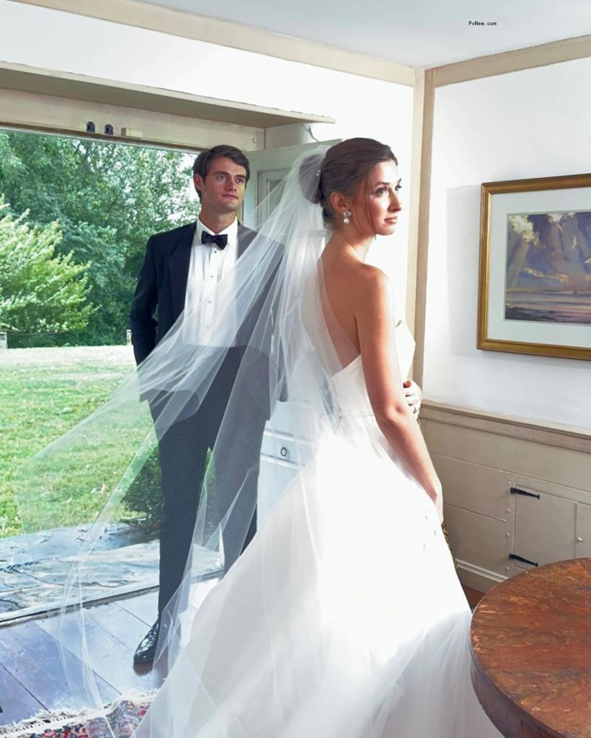 Oliver Oz and Katie Finn on their wedding day.