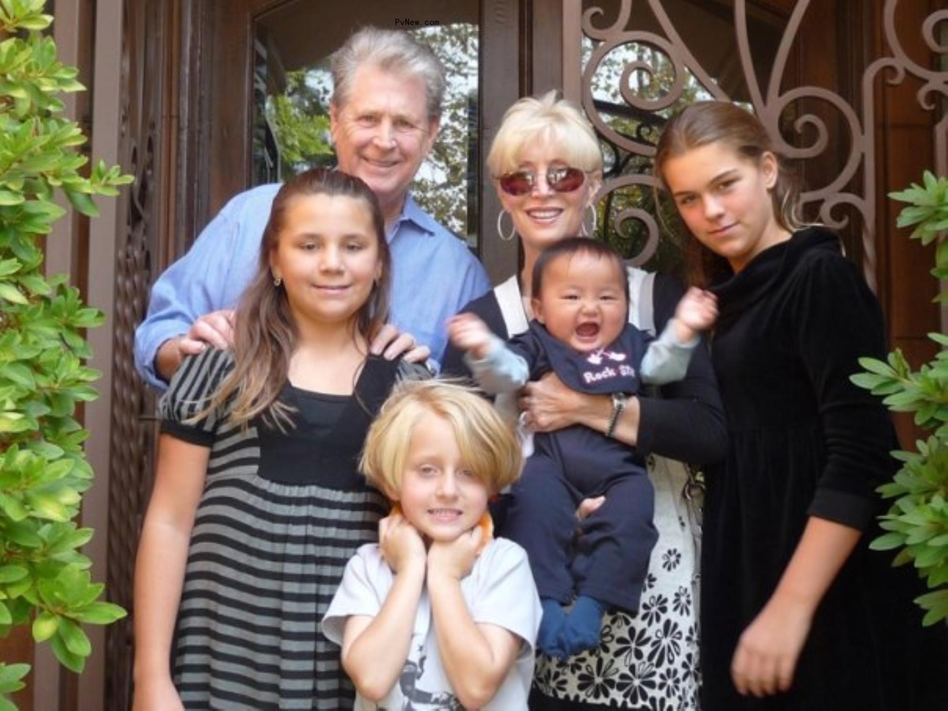 Brian Wilson with his family