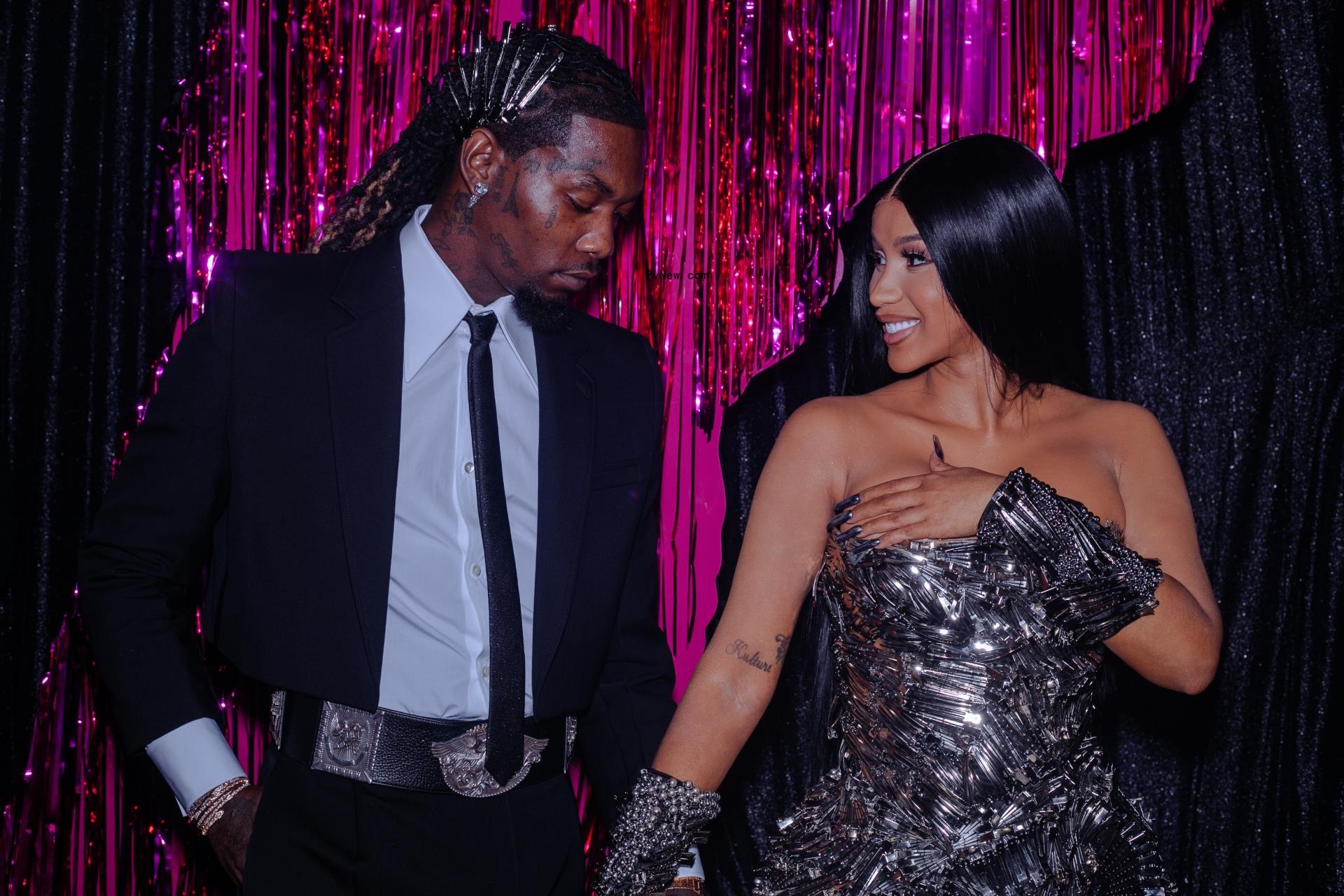 Cardi B and Offset at the 2023 MTV Video Music Awards.
