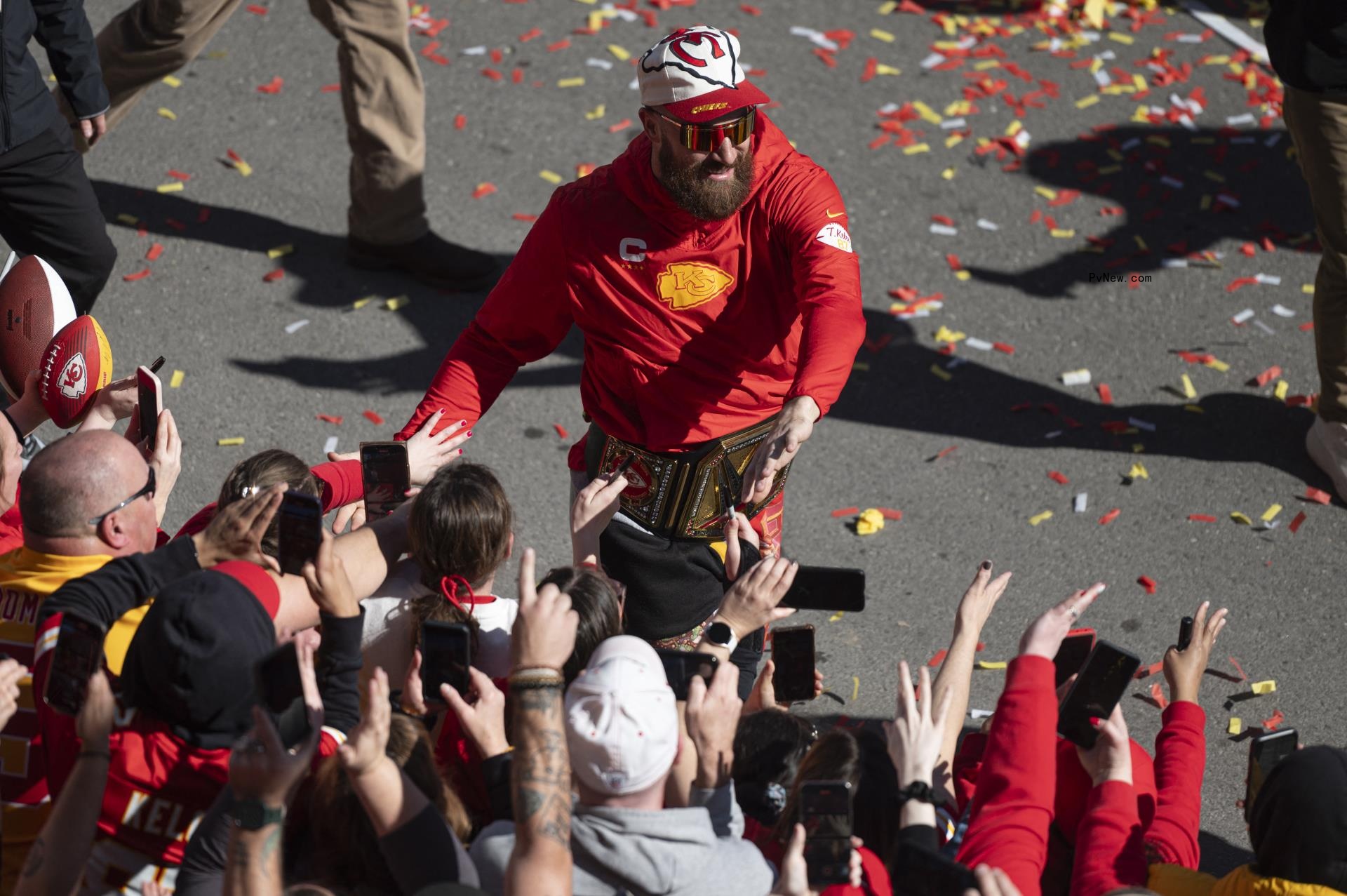 Travis Kelce at the Chiefs parade.