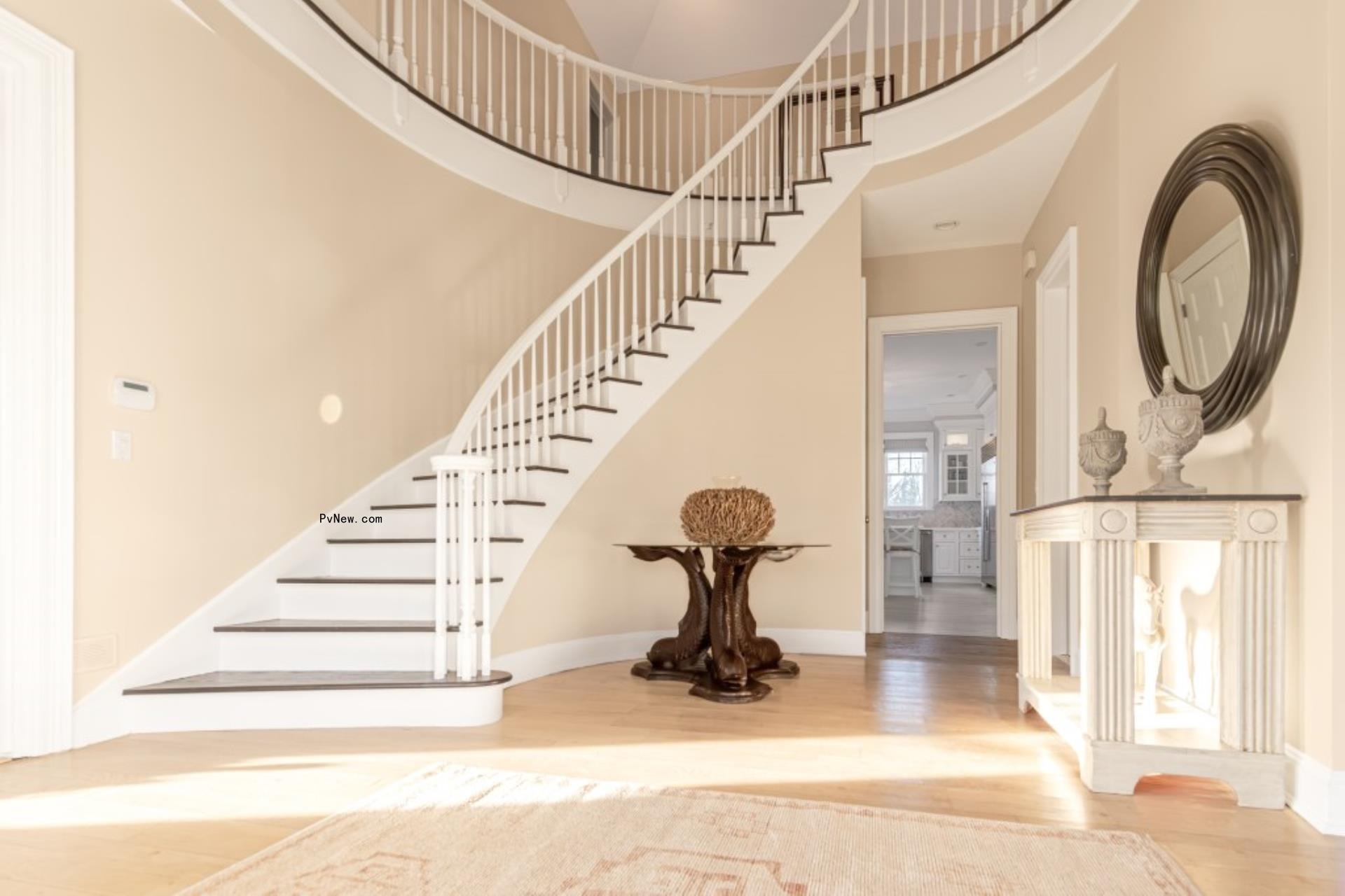 Kathy Hilton's Hamptons home.