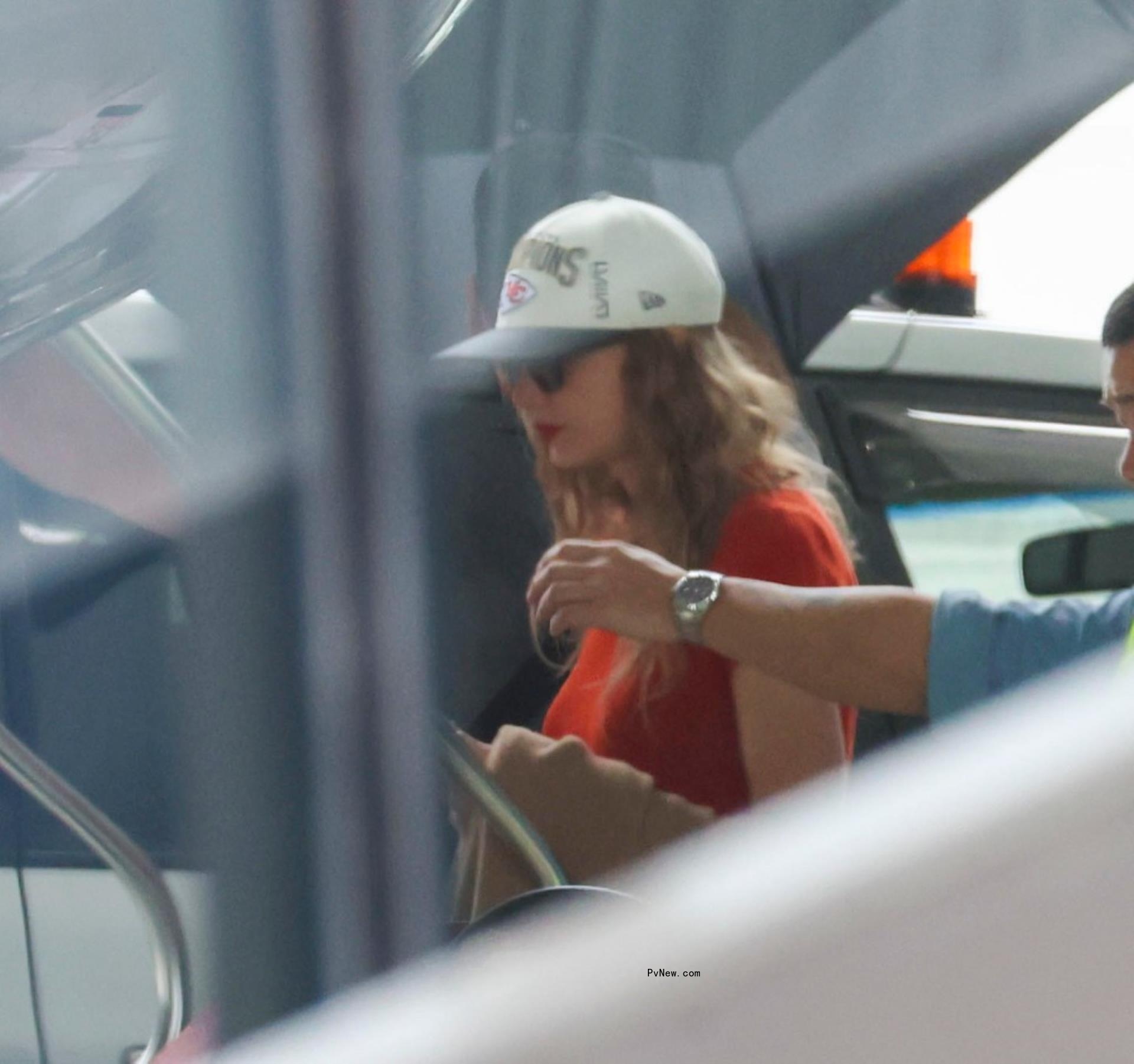 Taylor Swift.