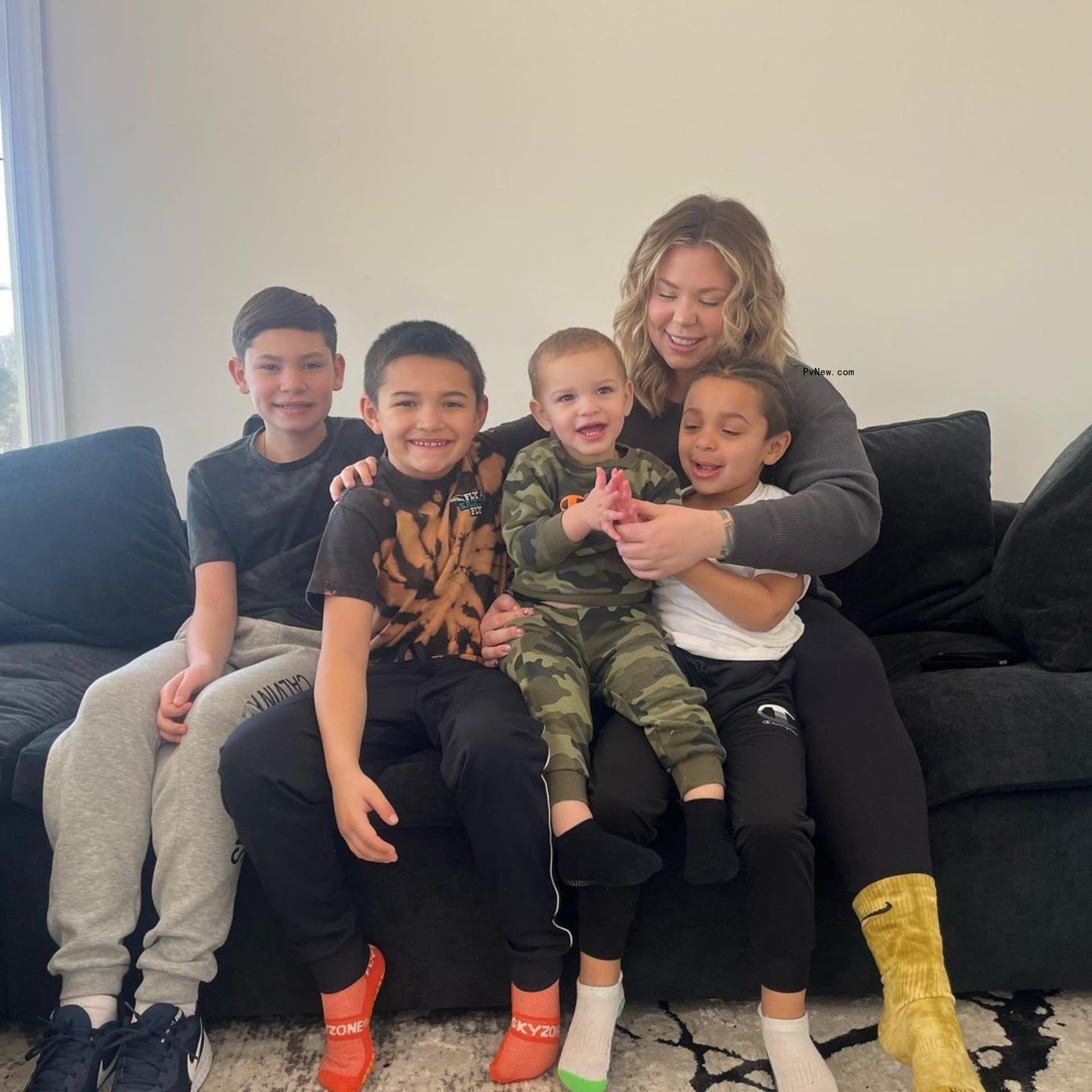 Kailyn Lowry with four of her kids.