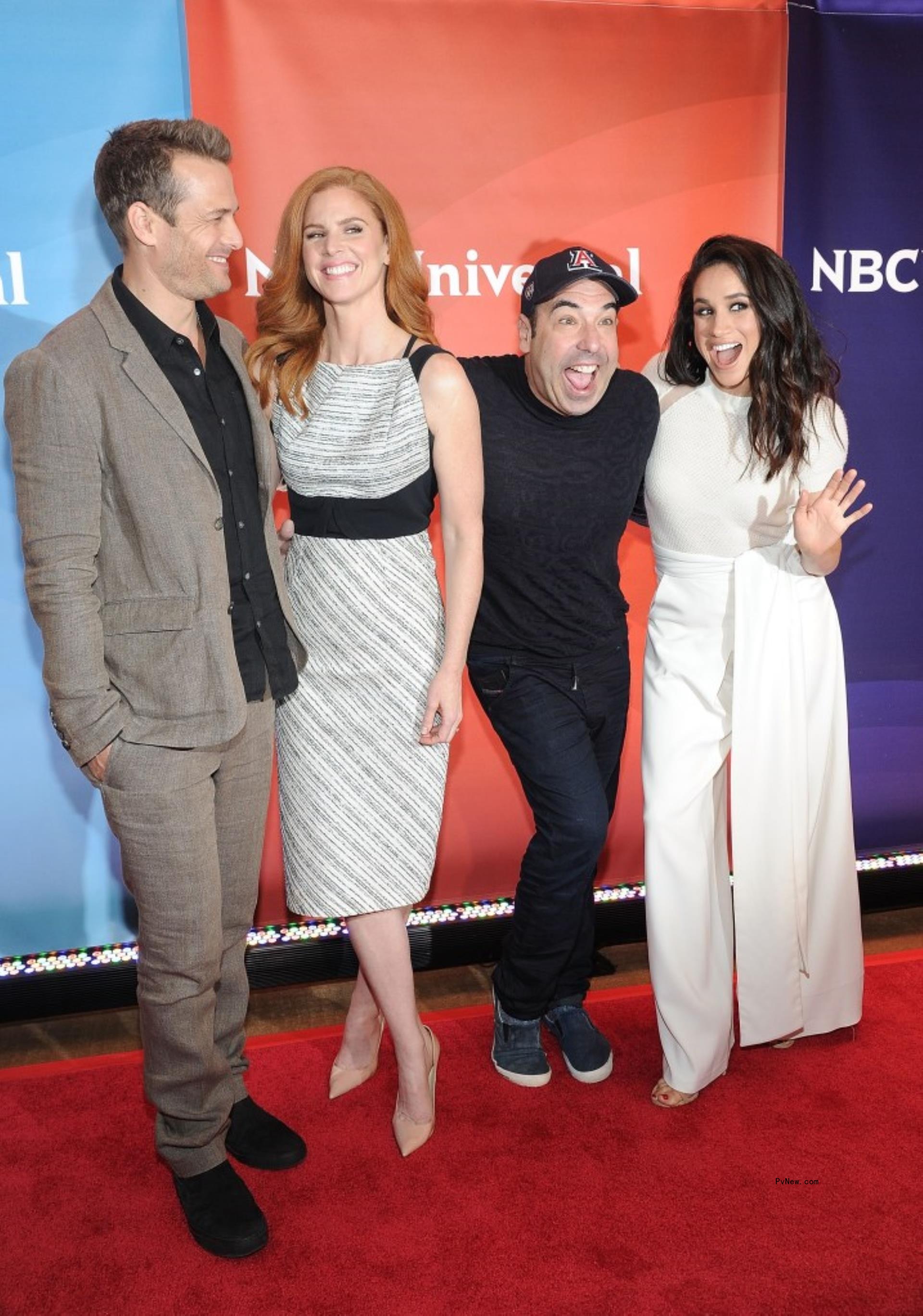 Meghan Markle with Gabriel Macht, Sarah Rafferty, and Rick Hoffman.