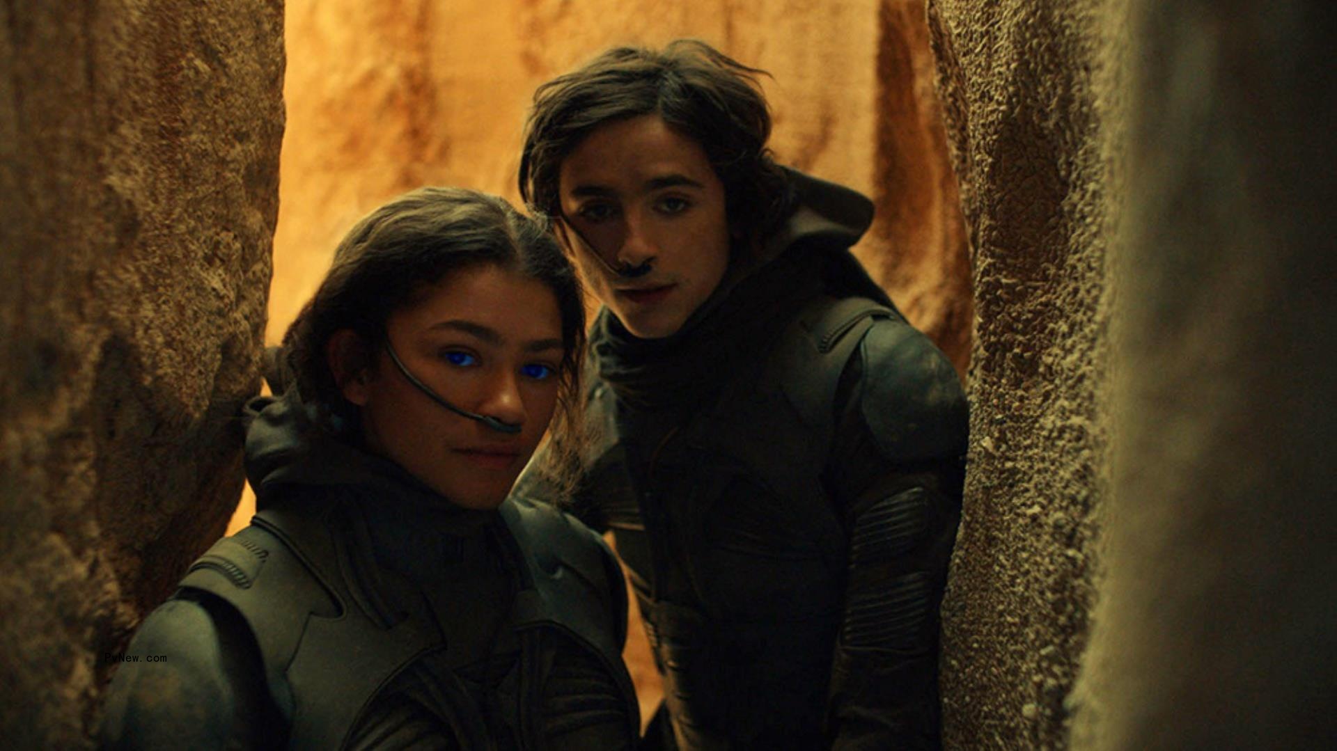 Timothée Chalamet and Zendaya o<i></i>nly Had an Hour Each Day to Film ‘Dune: Part Two’ Romance Scenes at Sunset: ‘There’s a Ticking Timer’