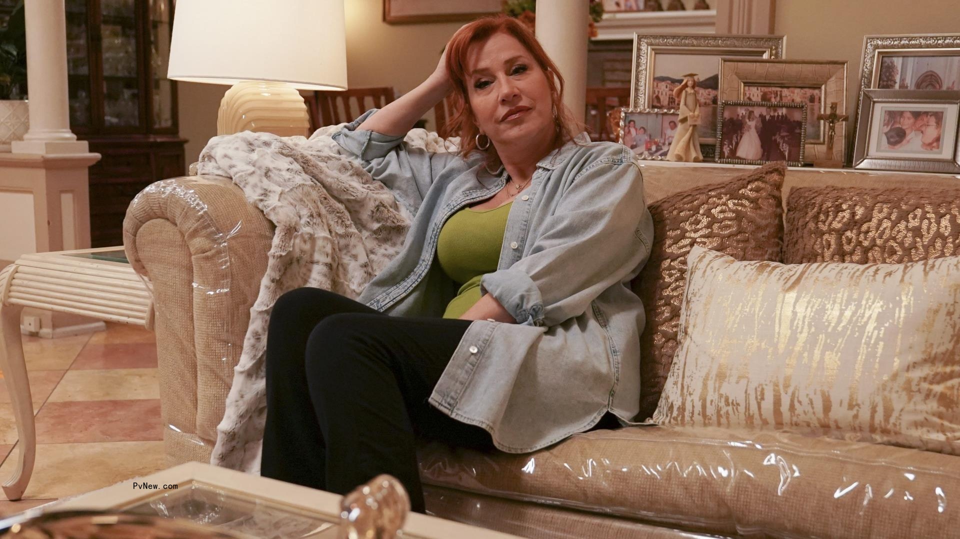 ‘Abbott Elementary’ Goes Retro with Plastic on the Sofa and Animal Print Pillows in Melissa’s House